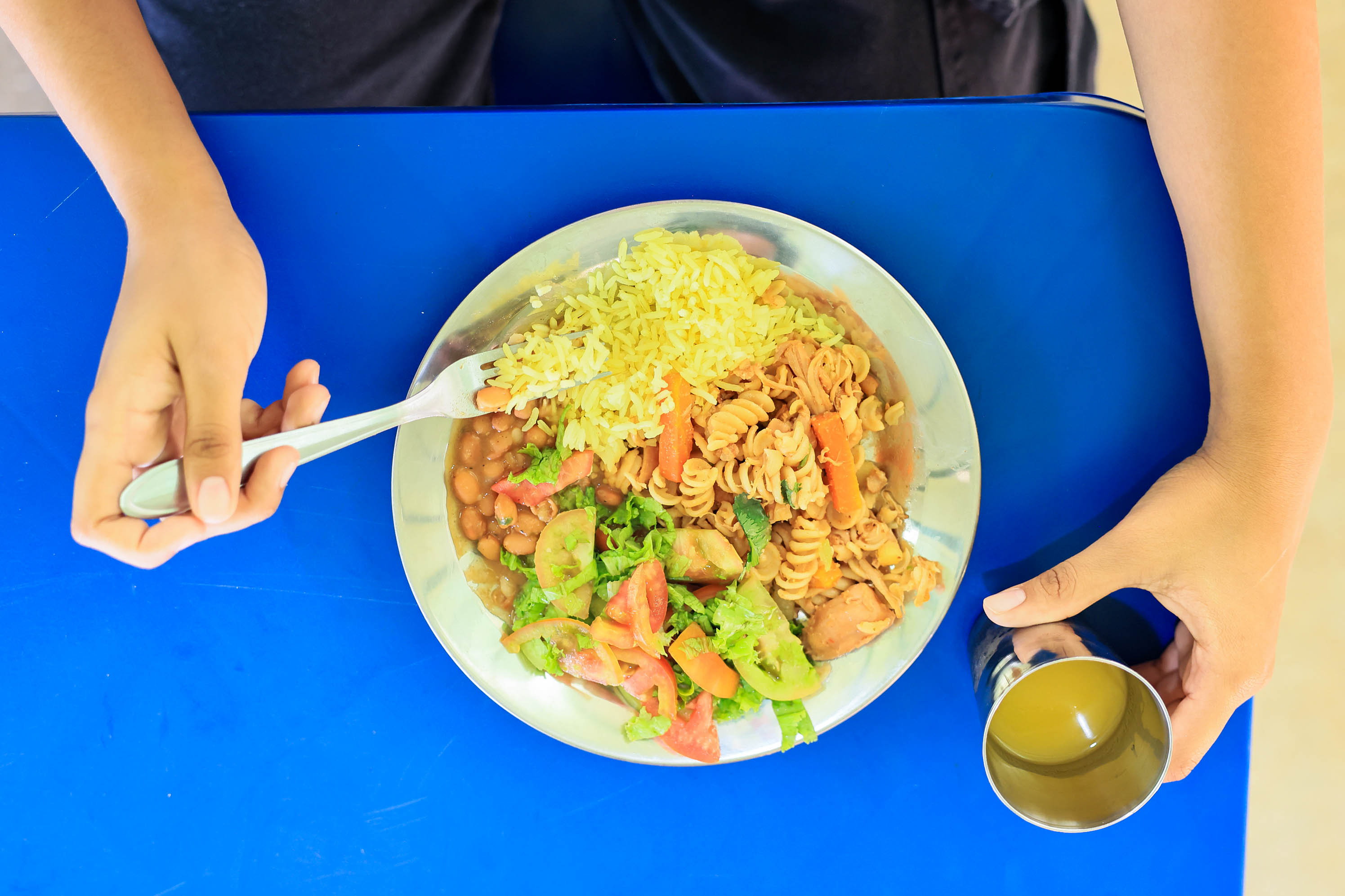 Merenda e uniformes novos - Edu Fortes (14)