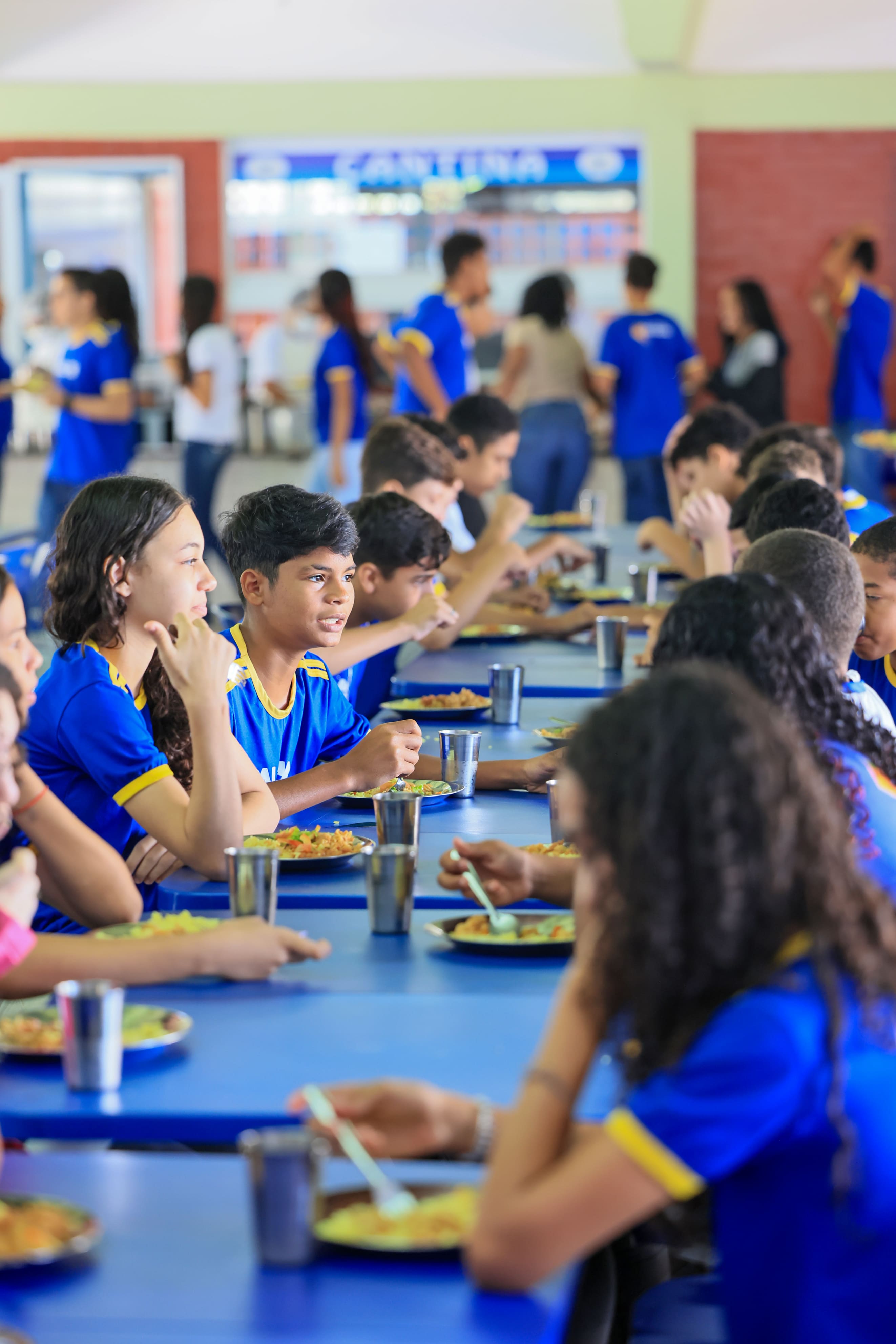 Merenda e uniformes novos - Edu Fortes (54)