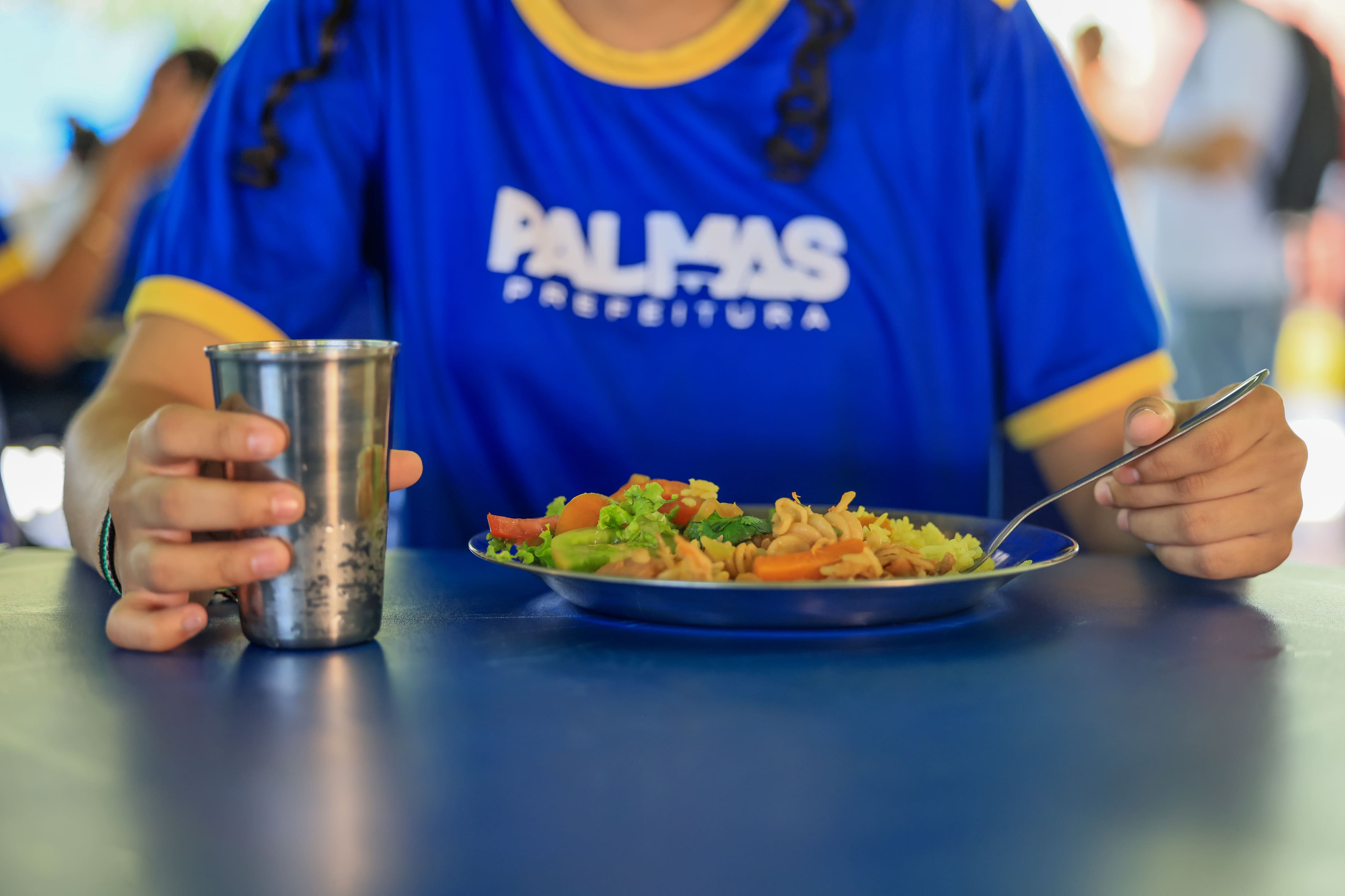 Merenda e uniformes novos - Edu Fortes (62)