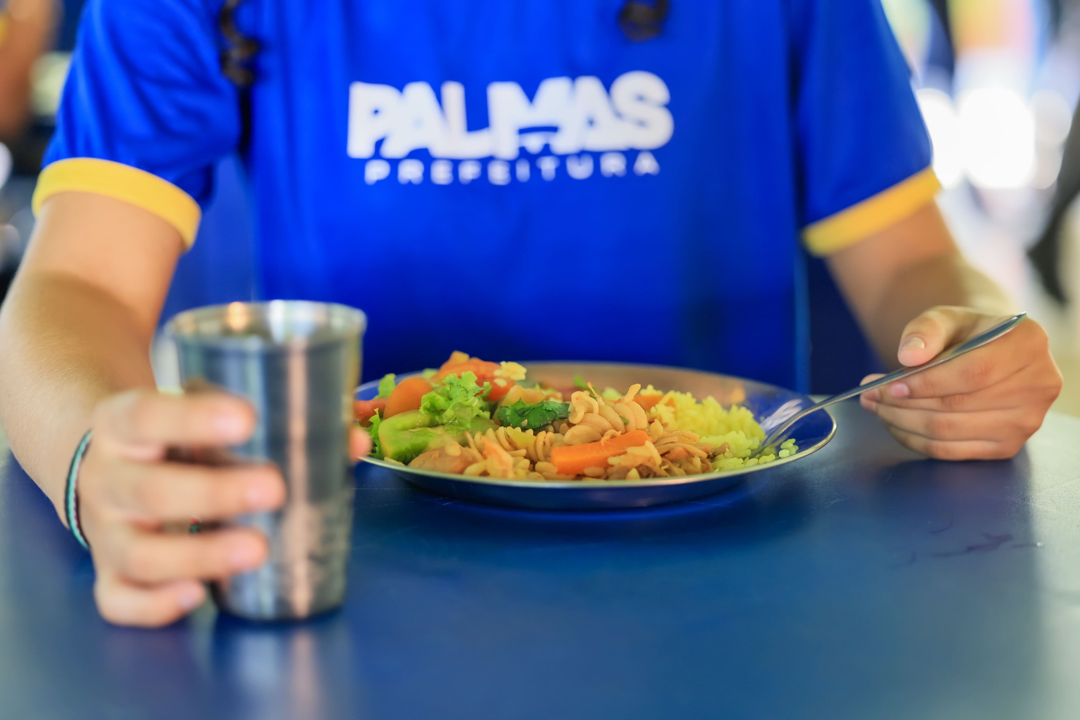 Merenda e uniformes novos - Edu Fortes (63)