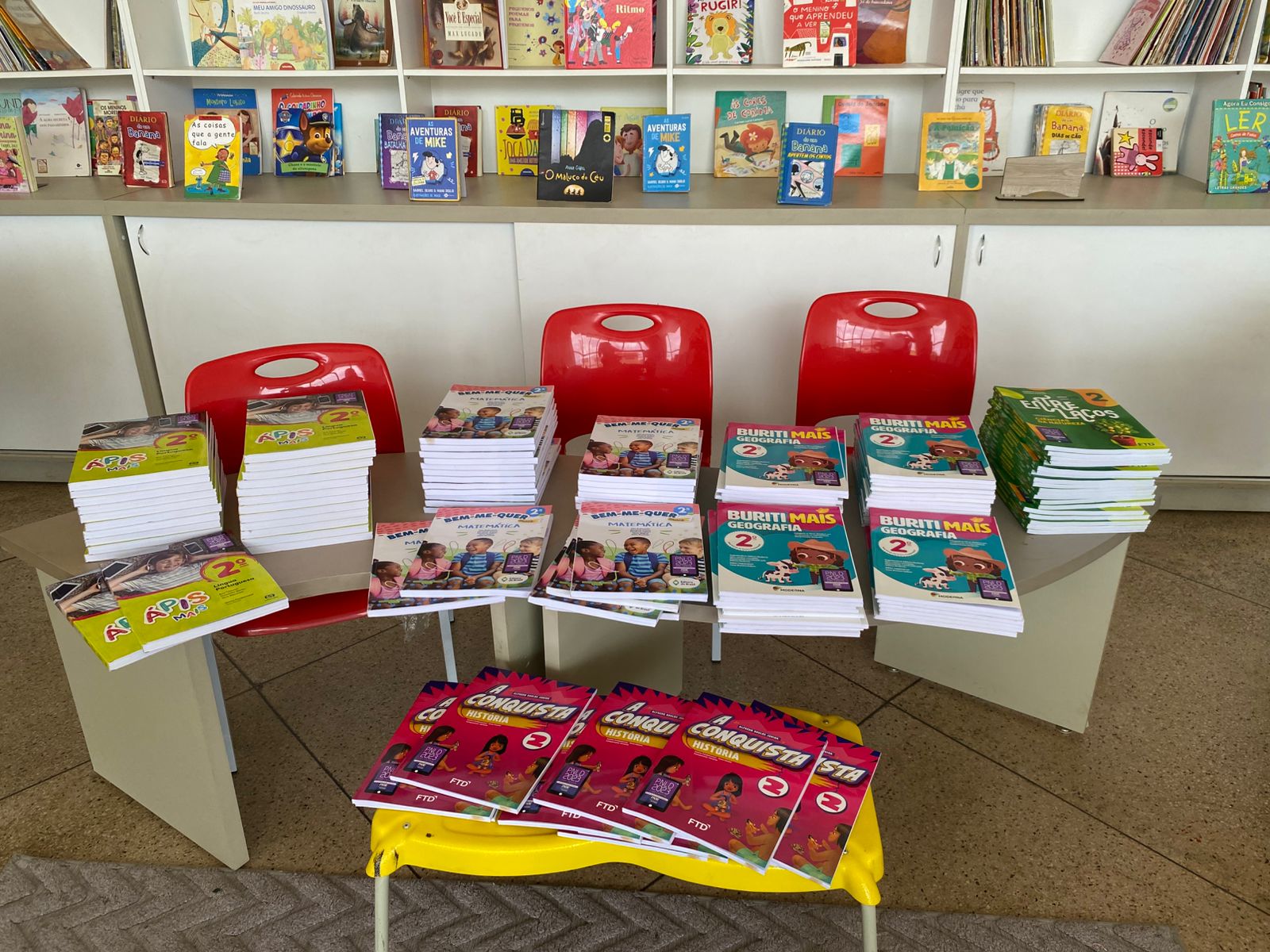 livros didáticos 2026