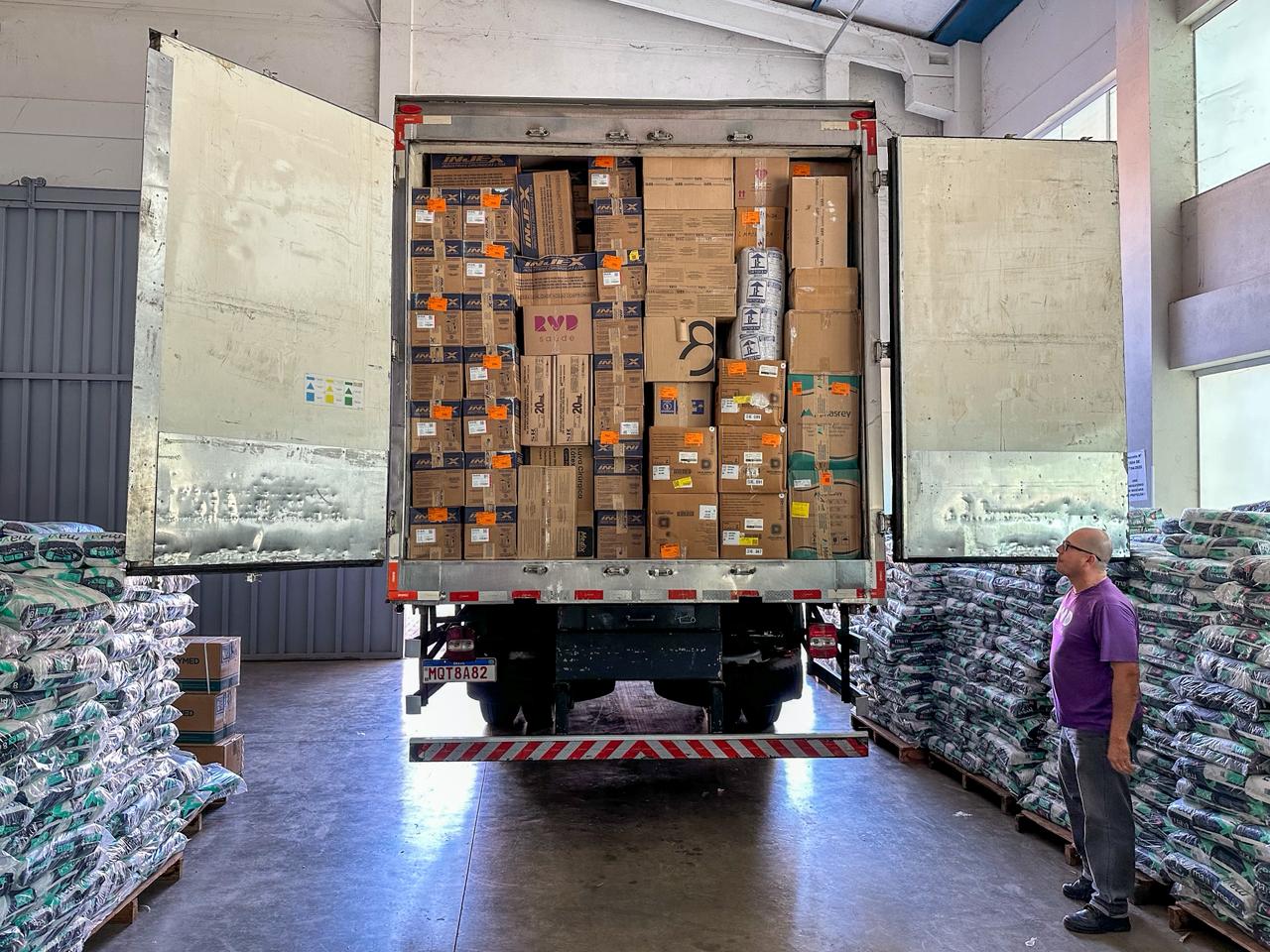 Prefeitura de Palmas recebe nova remessa de medicamentos para unidades de saúde