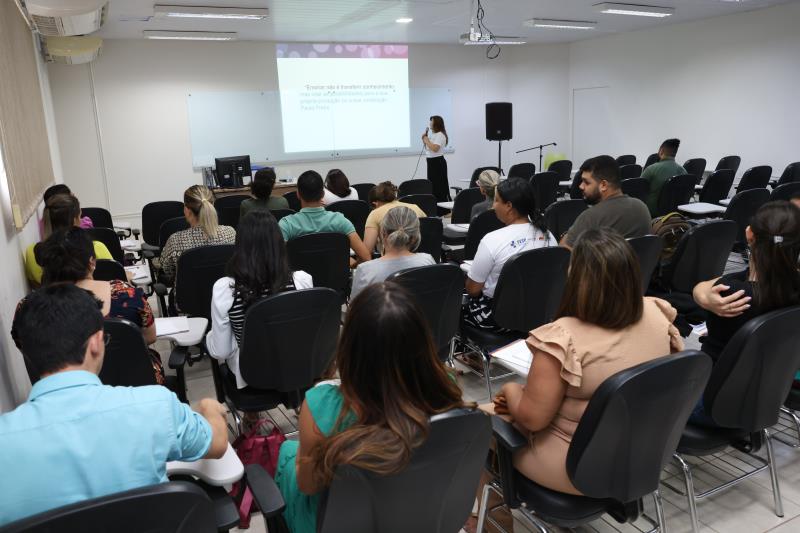 Pesquisadores do Qualifica-Ravs participam de encontro do Curso Básico de Vigilância em Saúde