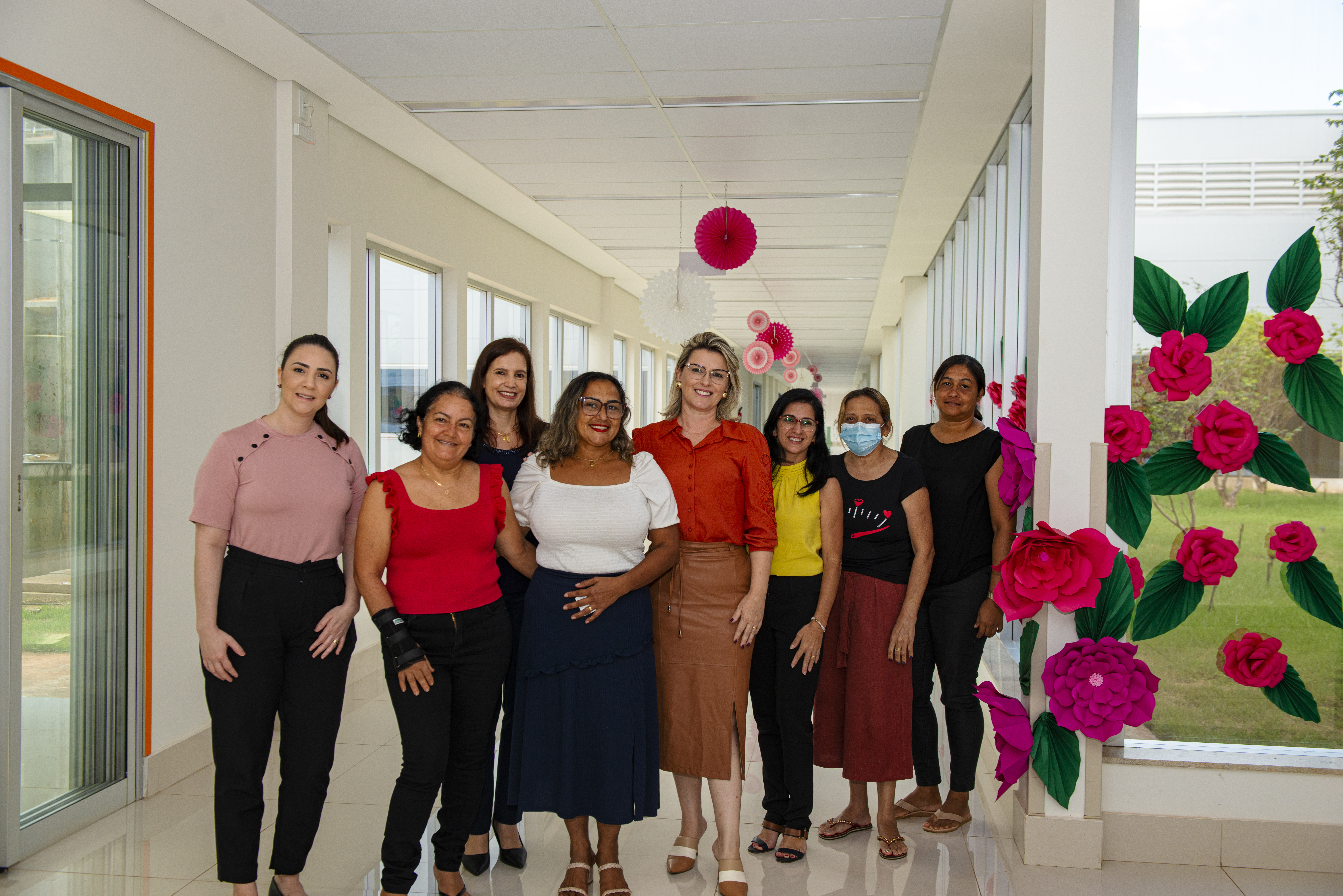 Servidoras fazem exames de prevenção aos cânceres de mama e colo do útero