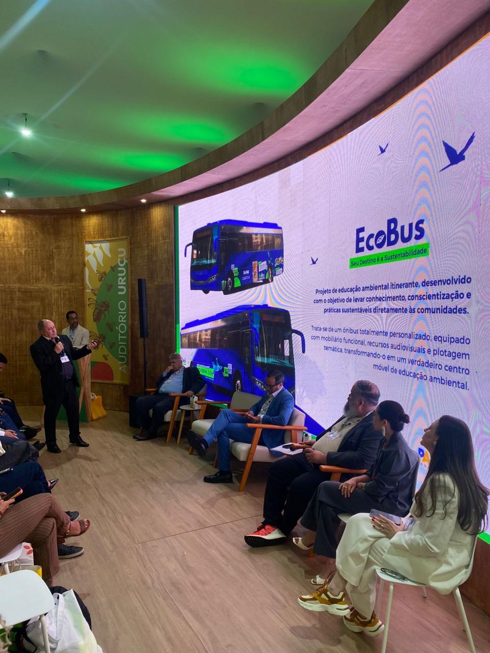 Projeto de educação ambiental, EcoBus, foi apresentado em painel temático na COP30