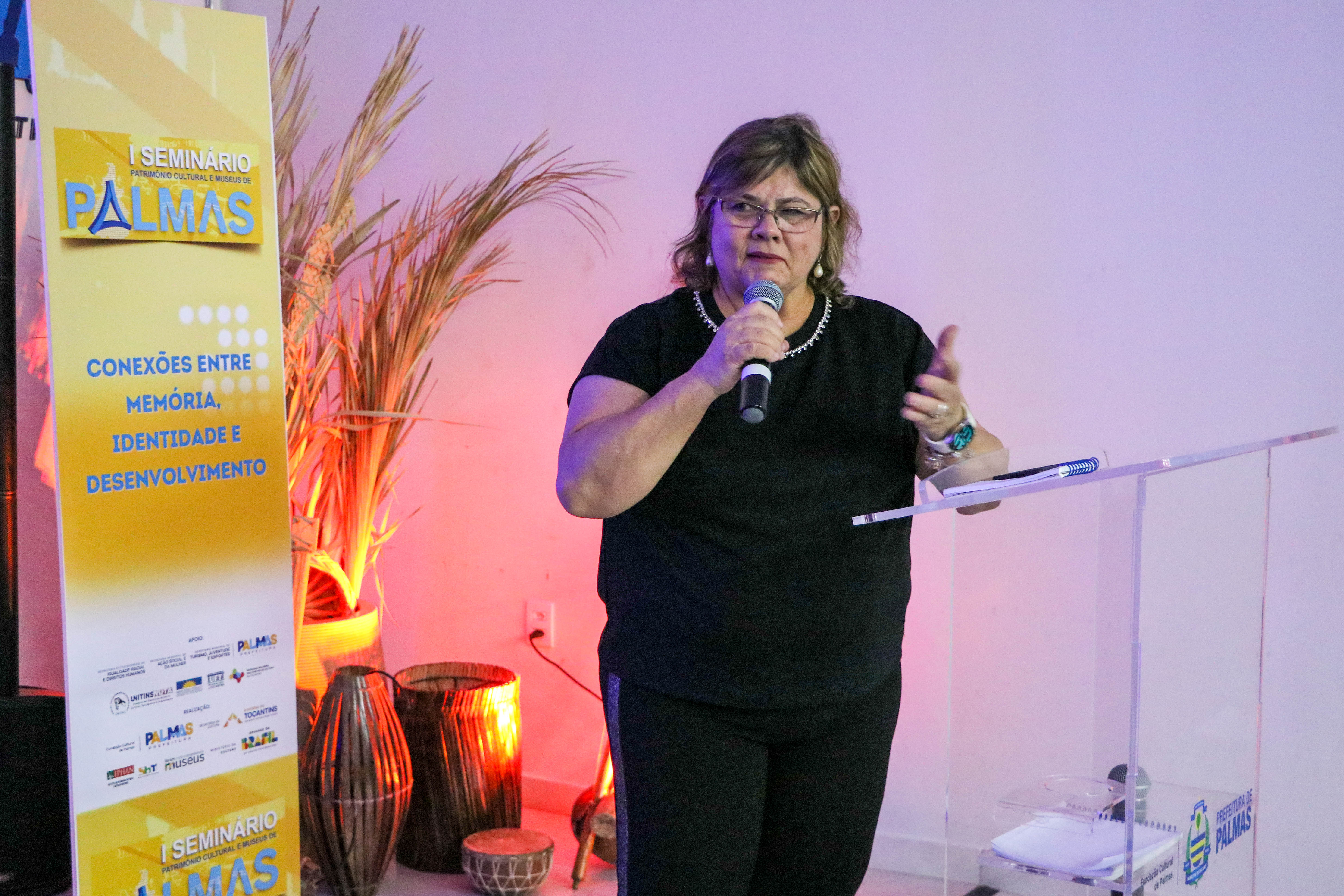 “São vários os modos de se fazer políticas públicas; cada uma representando seu povo (...) a nossa história precisa ser salvaguardada para que as gerações futuras possam se apropriar dela para se sentirem pertencentes a este lugar”, disse Luara Aquino durante o evento