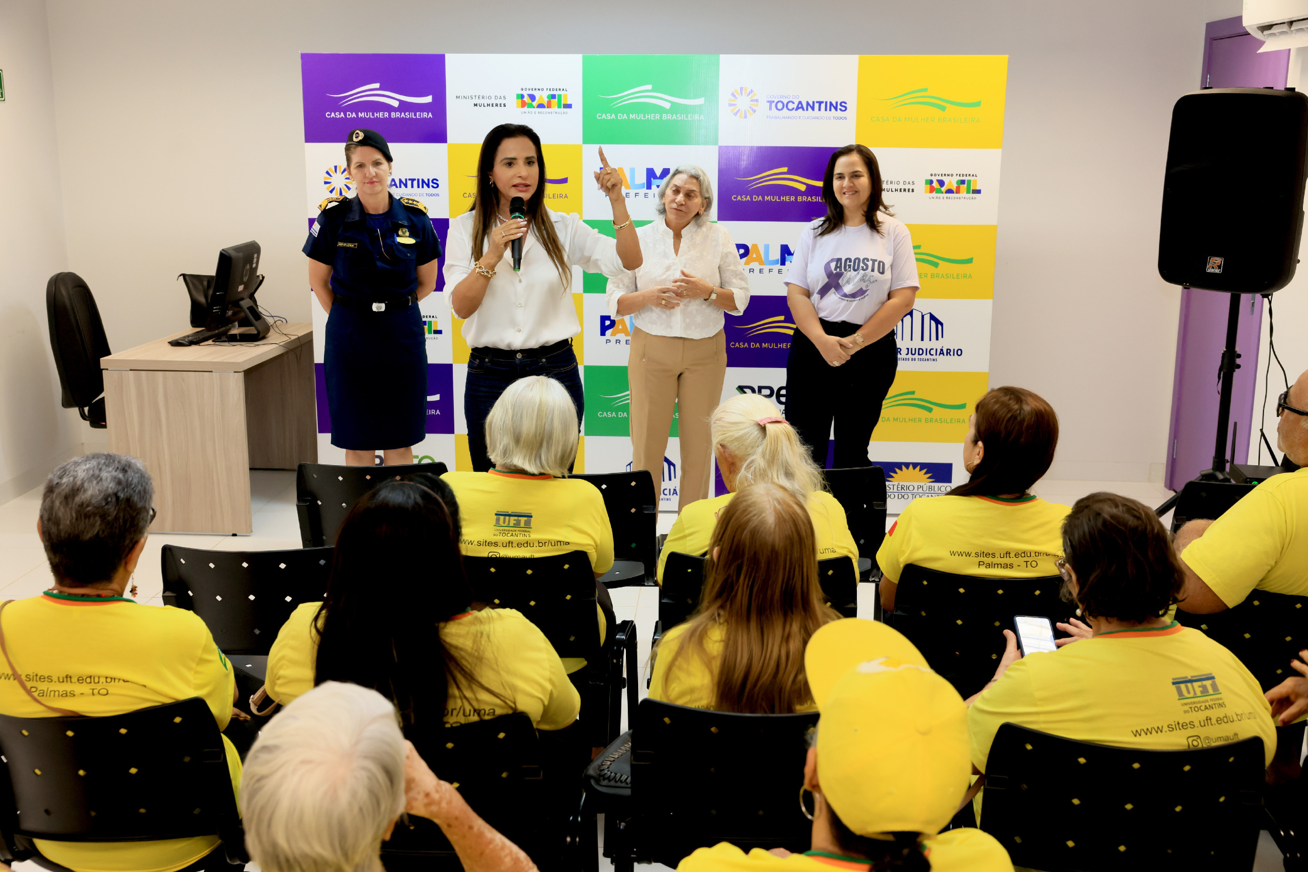 Visita guiada pela Casa da Mulher Brasileira encerra programação do Agosto Lilás em Palmas