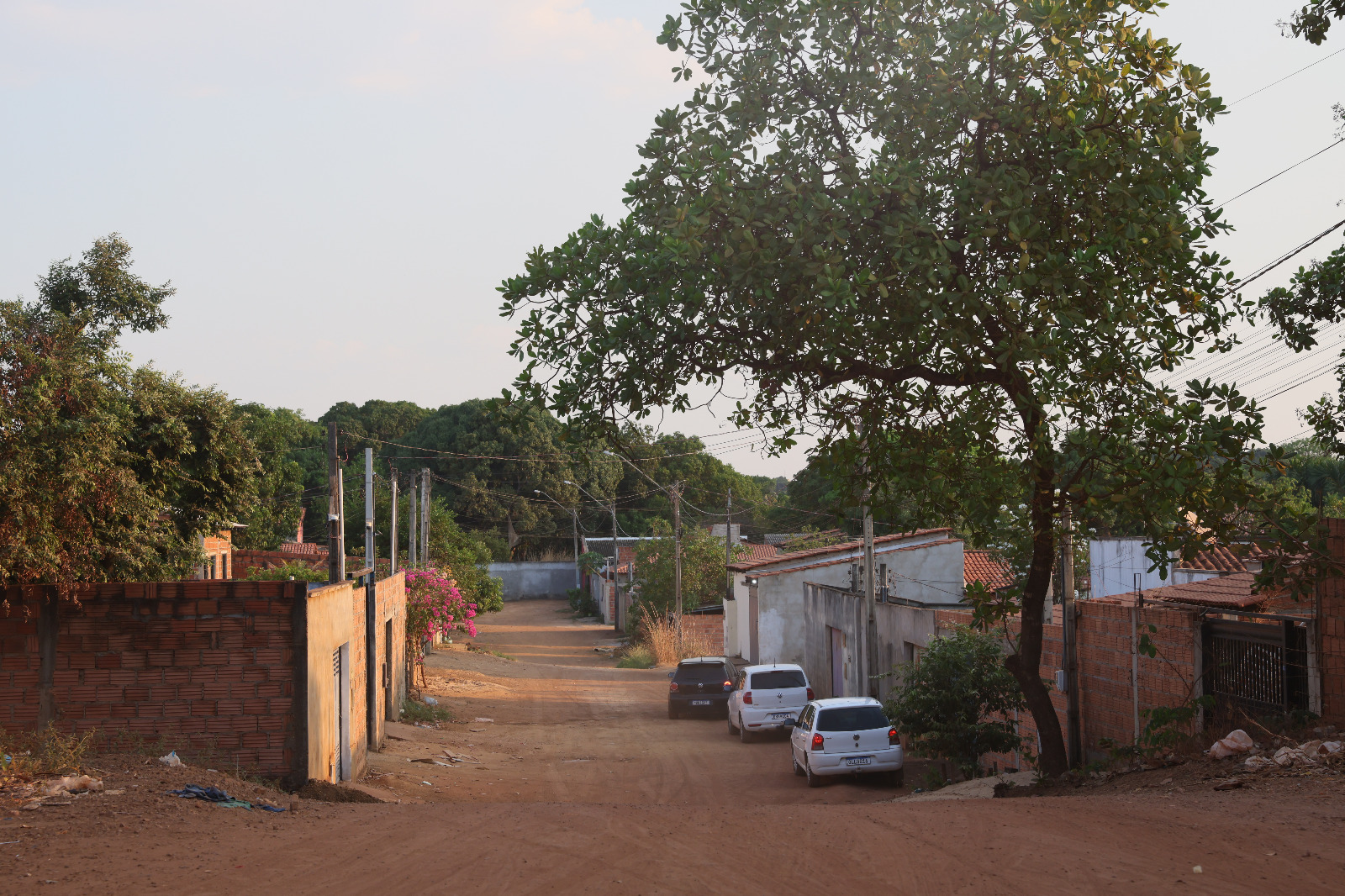 Prefeitura de Palmas entrega certidões de registro de imóveis do setor Irmã Dulce, neste sábado, 8