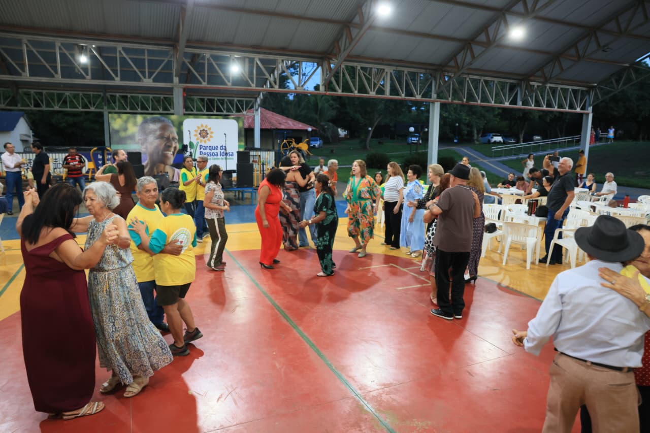 Celebrando o encerramento das atividades e fortalecendo os vínculos entre participantes, equipe e comunidade