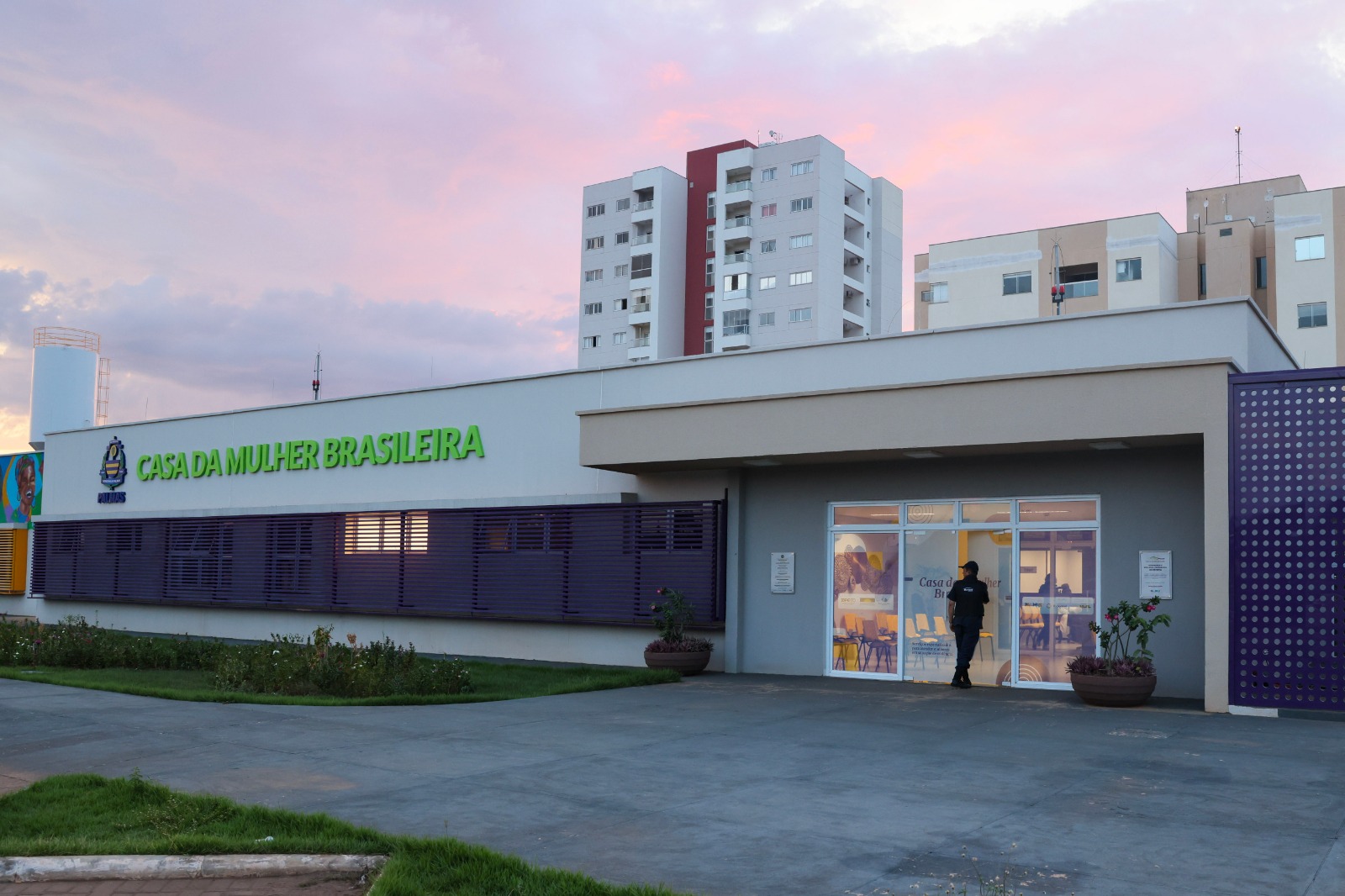 Palmas amplia proteção à mulher e serve 200 mil refeições em restaurantes comunitários