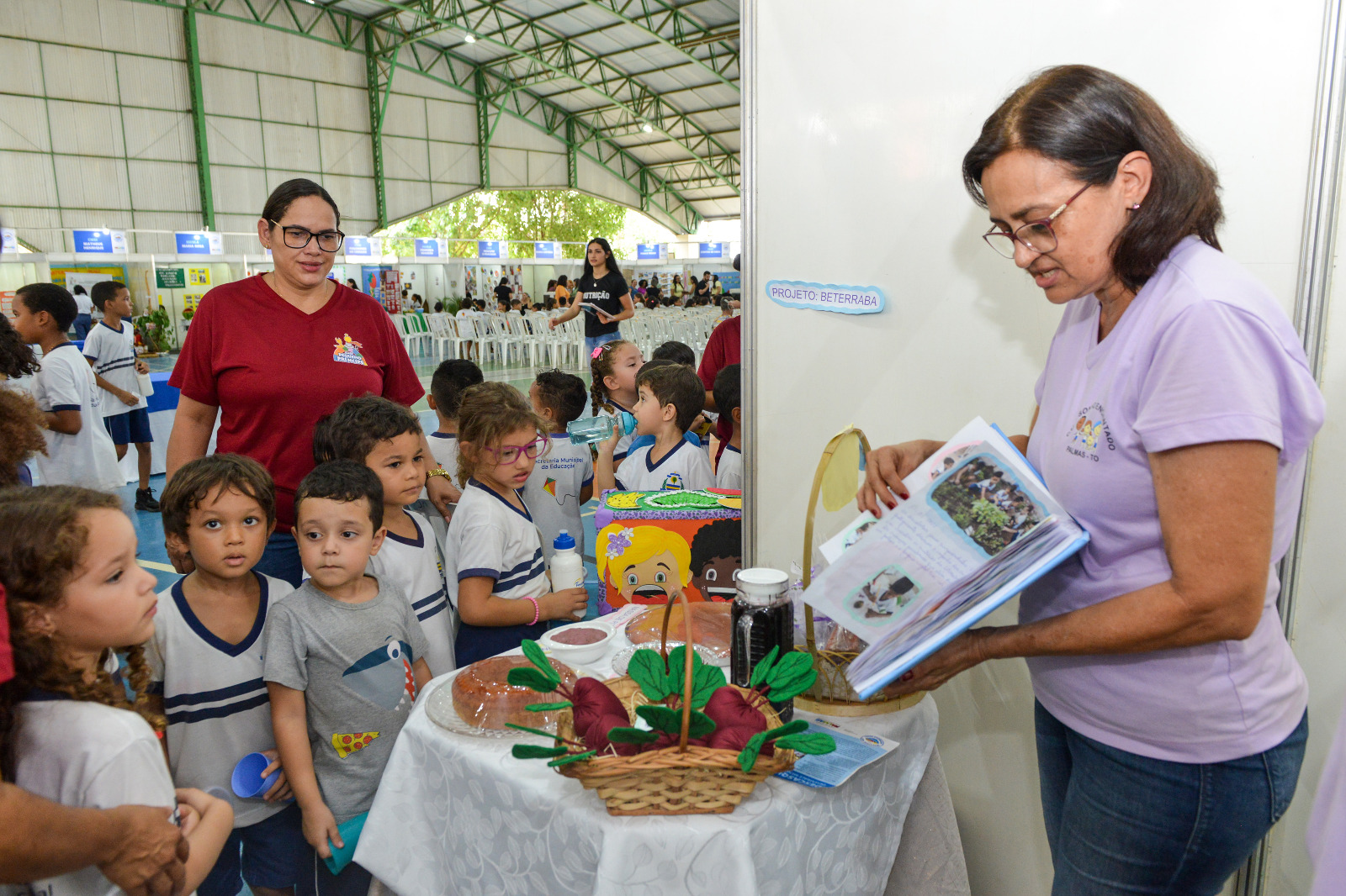 Projeto 'Descasque Mais e Desembale Menos' fortalece alimentação saudável em escolas de Palmas