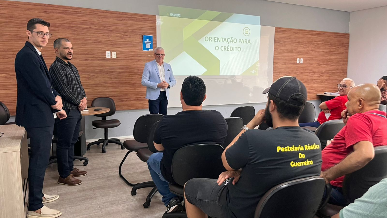 Prefeitura de Palmas realiza consultoria financeira para empreendedores atendidos pelo Banco do Povo