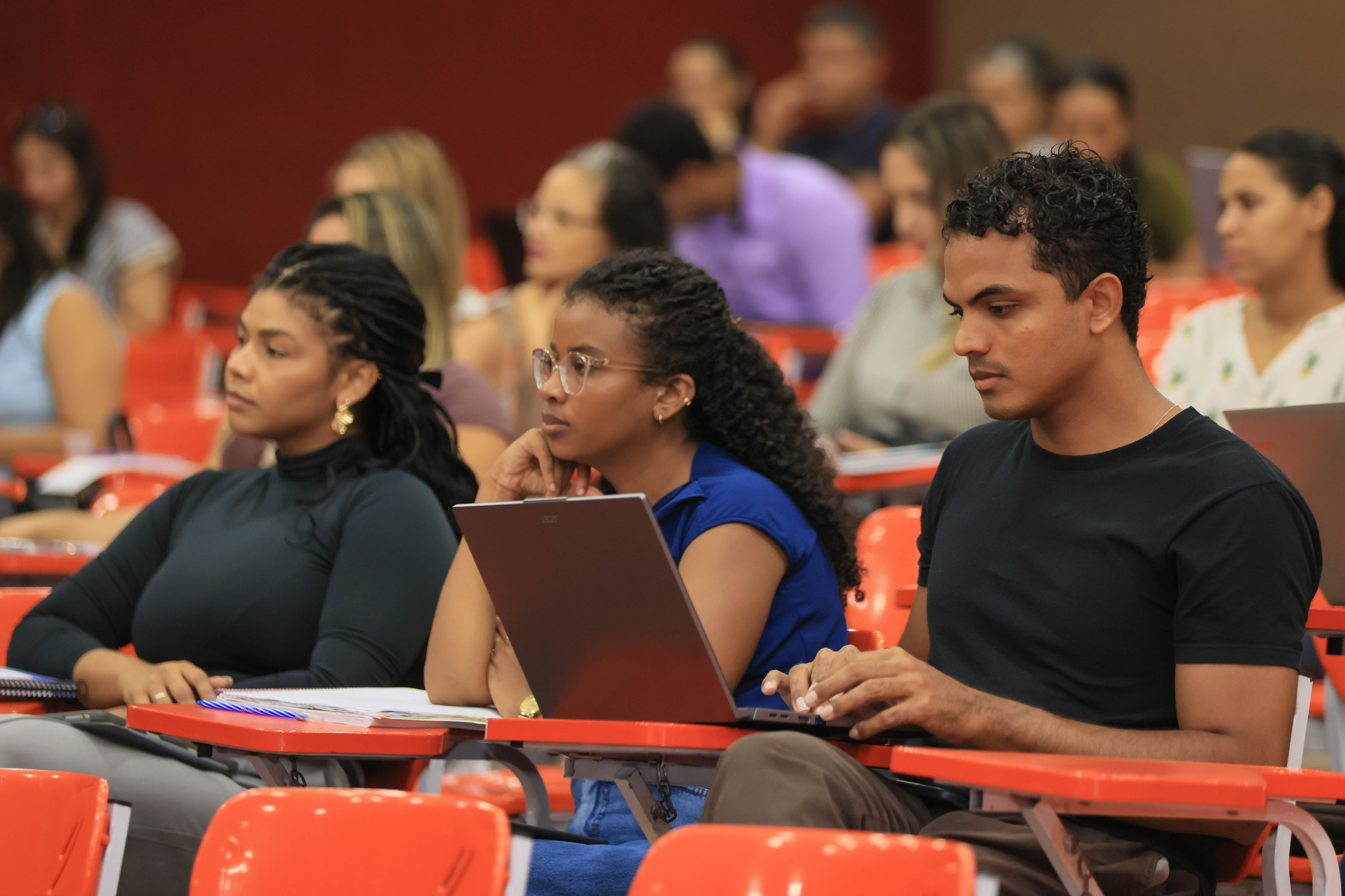 Qualificação é voltada para técnicos da Semed e representantes das associações das unidades educacionais - Júnior Suzuki