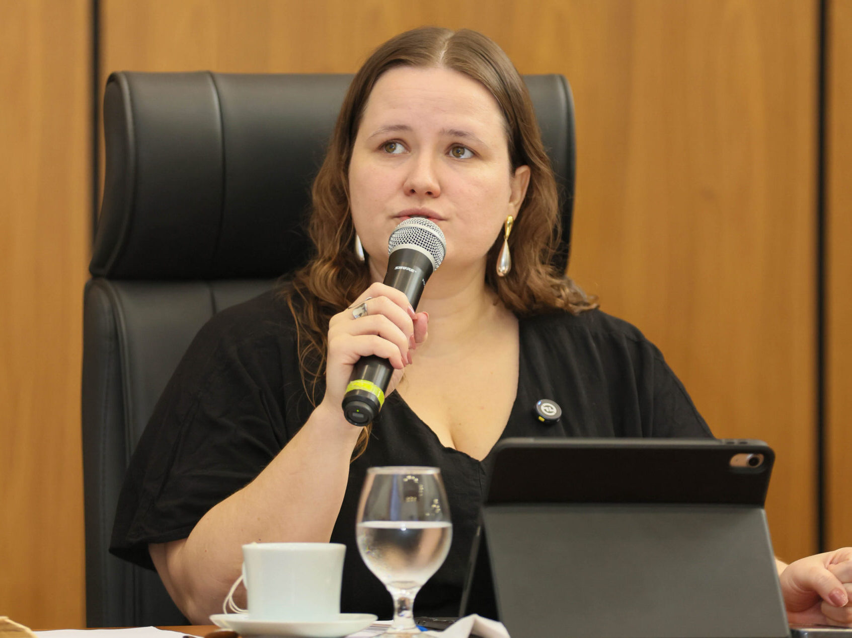 Dados foram apresentados pela secretária da Semus, Dhieine Caminski, ressaltando os atendimentos em puericultura que cresceram 60% durante o período