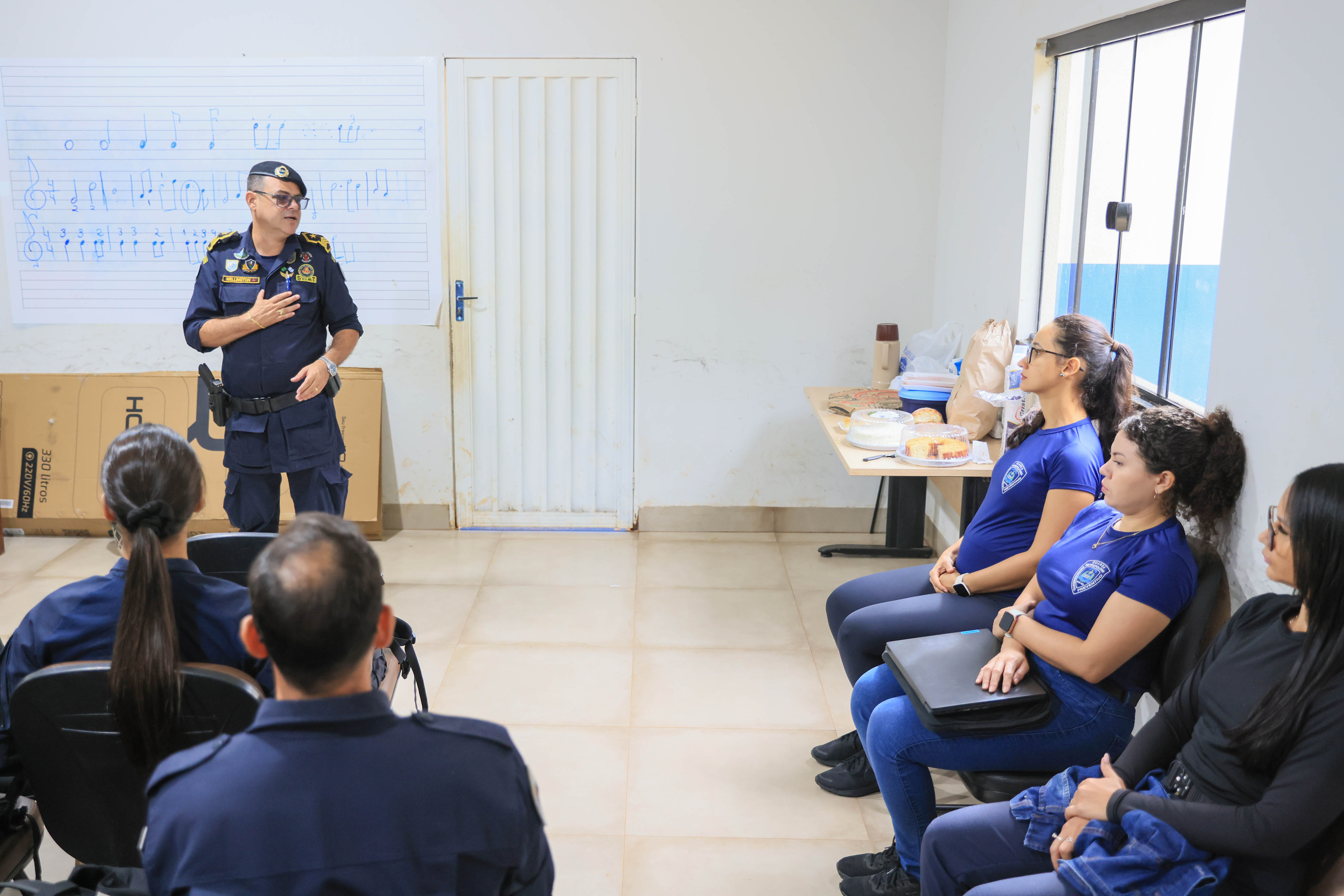 No período da tarde, haverá aula prática de abordagem com todos os integrantes do Programa Guardião Escolar,  no Quartel da Guarda Metropolitana de Palmas. Foto:  Júnior Suzuki