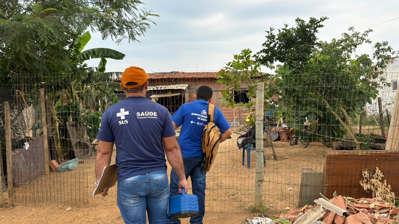 Mutirão foi realizado na manhã desta terça-feira, 18, no setor Setor Água Fria