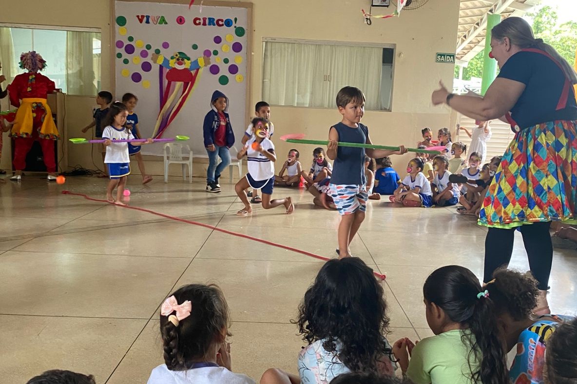 Cmei Sonho Encantado promove vivência circense e estimula aprendizado de forma lúdica