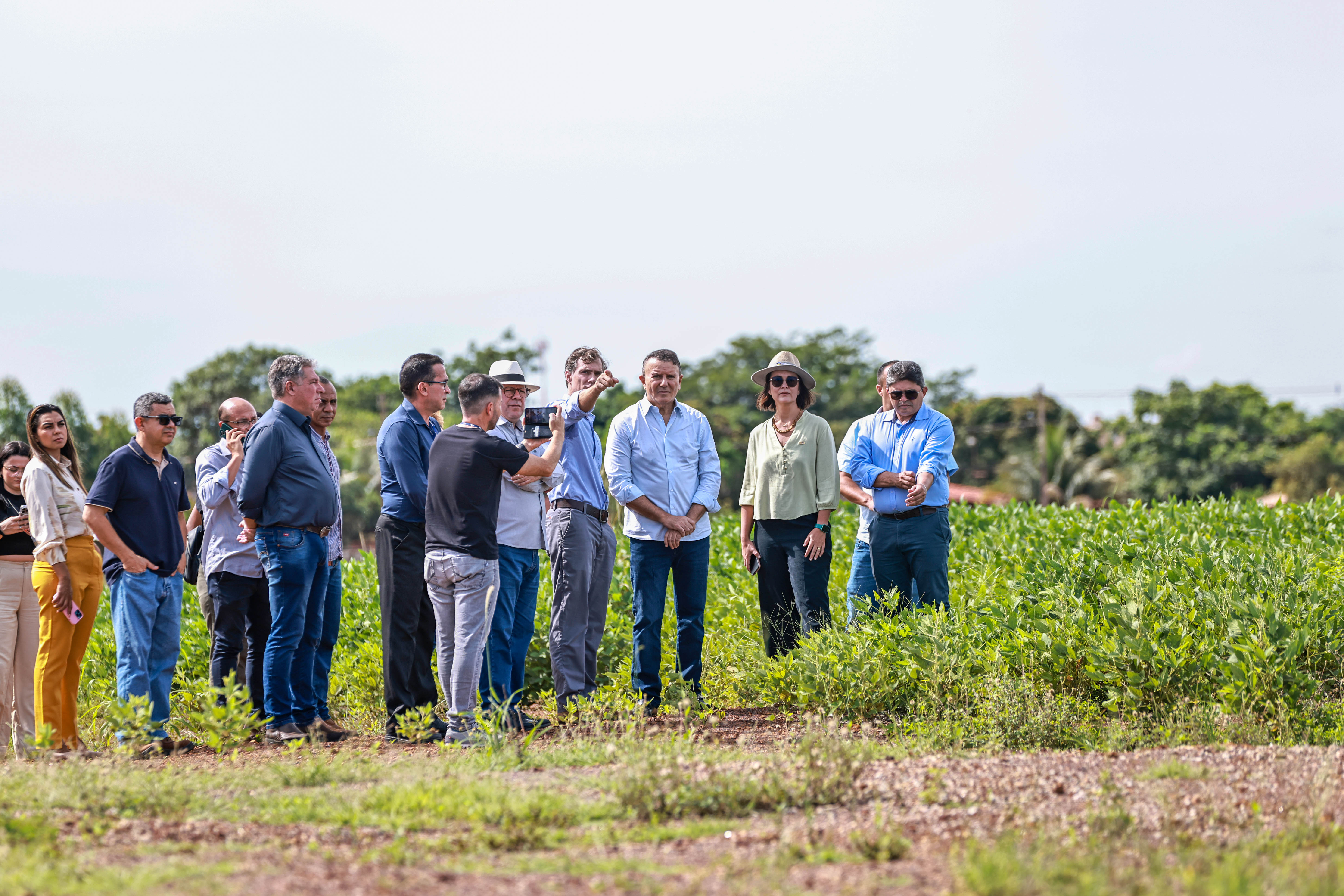 18/02/2025 - Prefeito Eduardo Siqueira Campos visitou a EMBRAPA nesta manhã.Palmas _ TOFoto: Edu Fortes