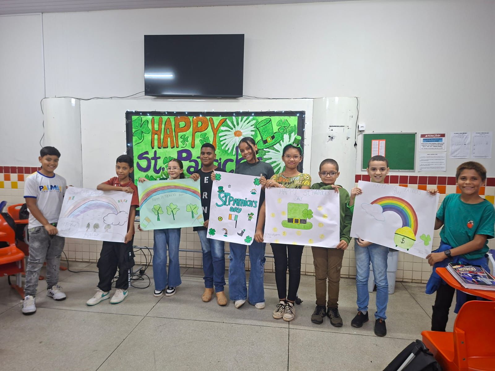 O clássico trevo (shamrock) servia como instrumento didático visual de São Patrício para explicar a Santíssima Trindade - Divulgação