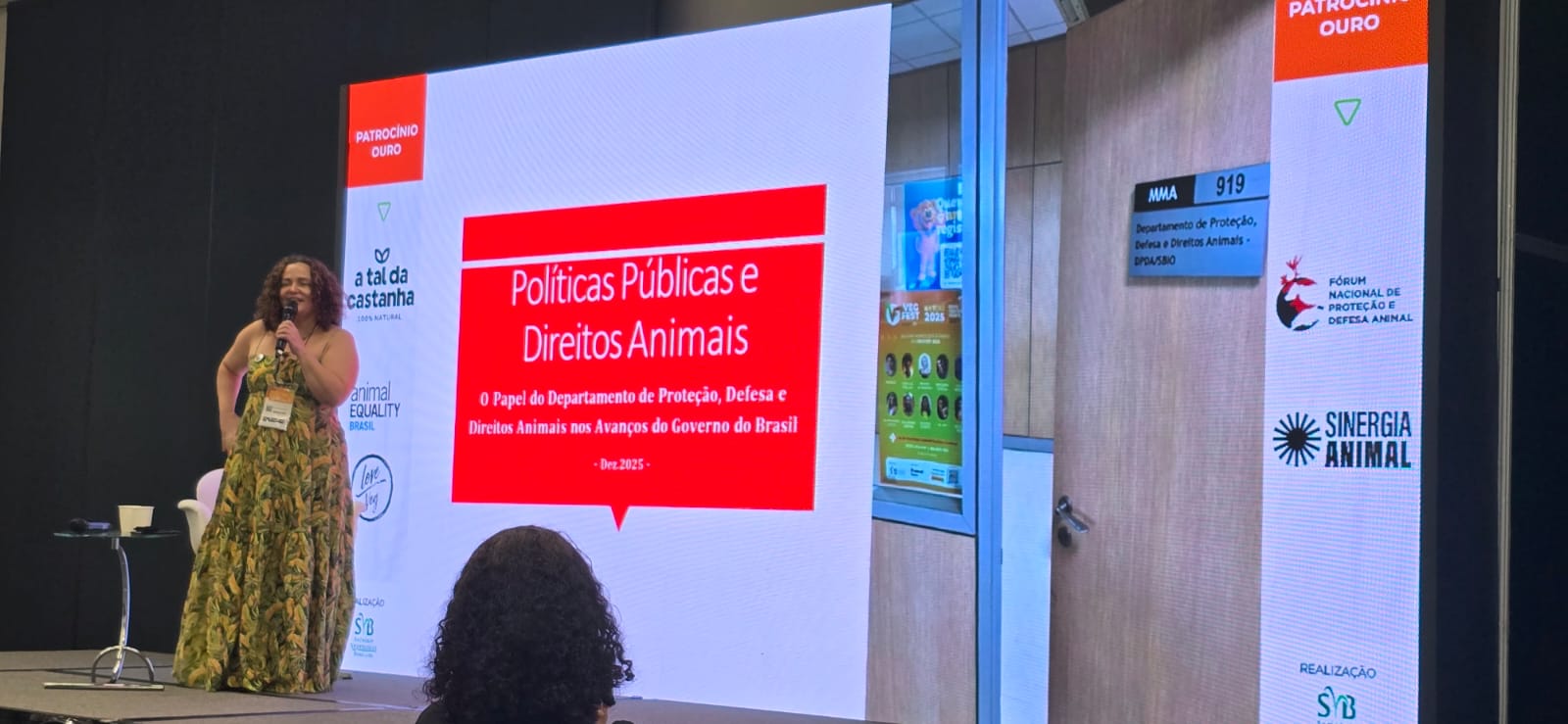 Evento contou com debates sobre ética, direitos animais e temas relacionados ao bem-estar animal em ambientes urbanos
