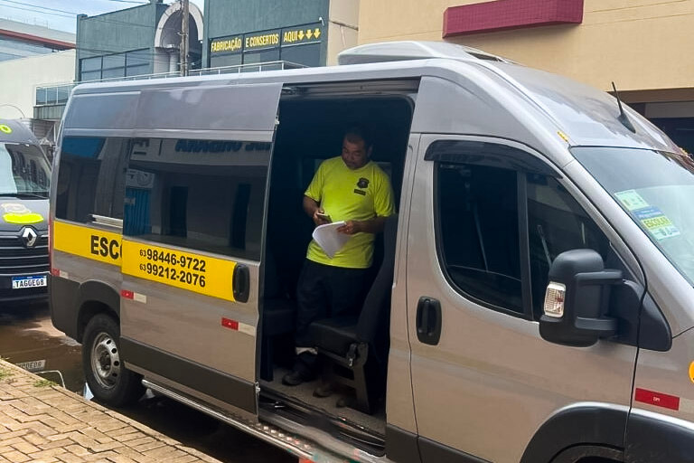 Prefeitura de Palmas realiza vistorias nos veículos do transporte escolar para volta às aulas