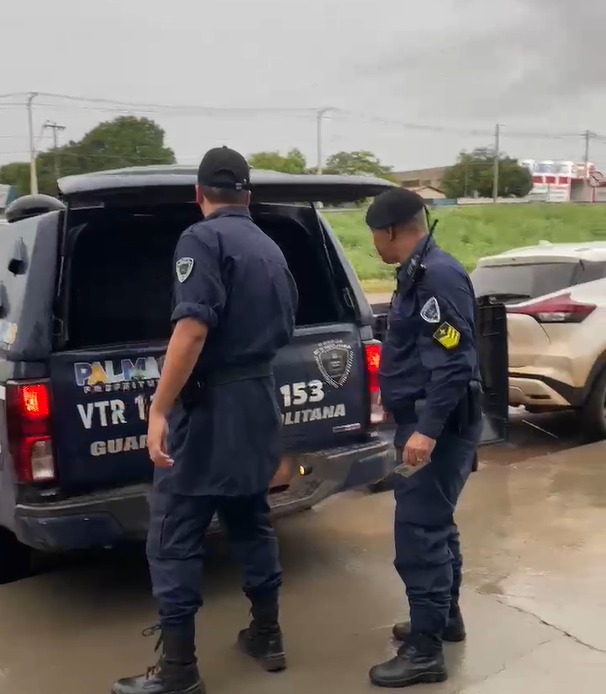 Guarda Metropolitana detém homem por ameaça em caso de violência doméstica e prende suspeito por maus-tratos a animal em Palmas