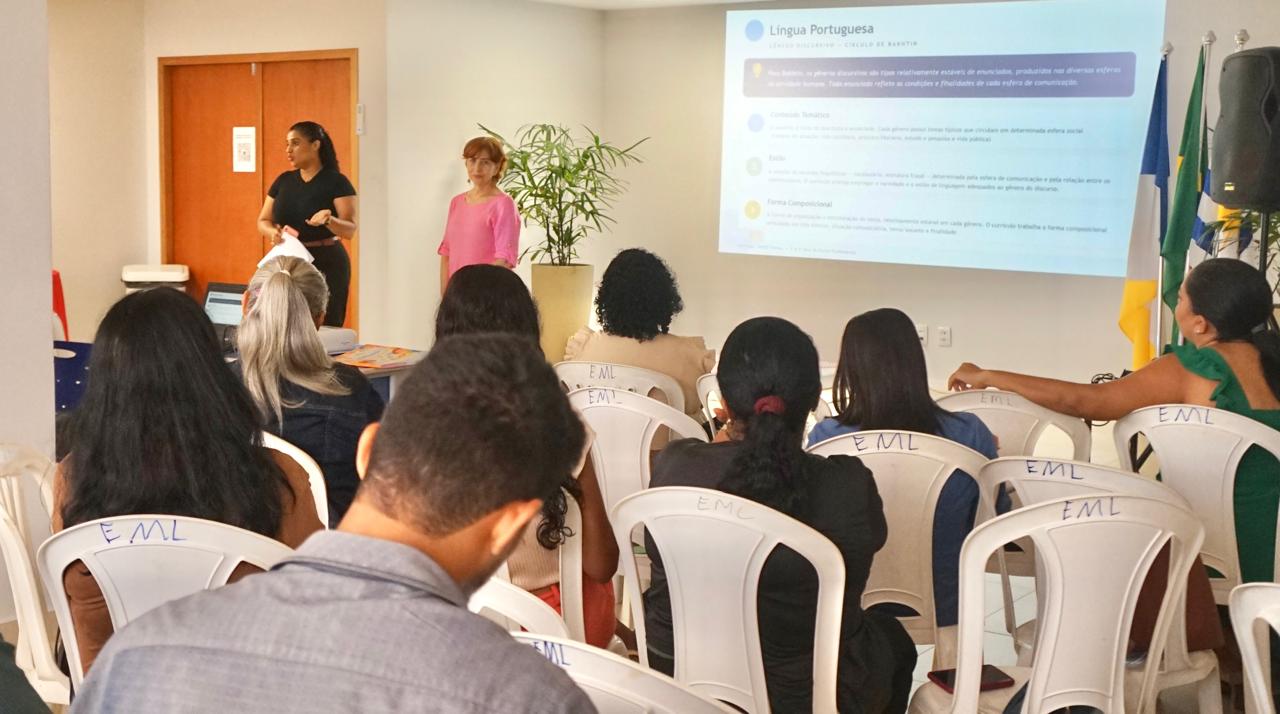 Prefeitura de Palmas promove formação continuada para professores de Língua Portuguesa do 3º e 5º ano