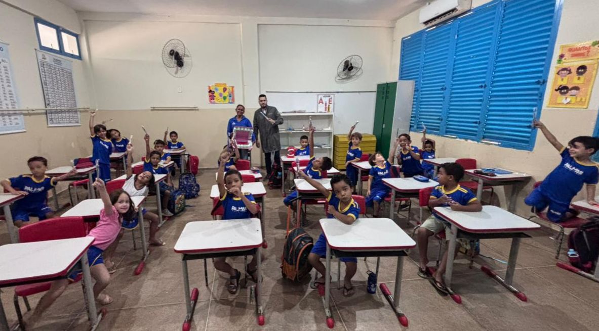 Escola Municipal Antônio Gonçalves promove ação de saúde bucal para estudantes