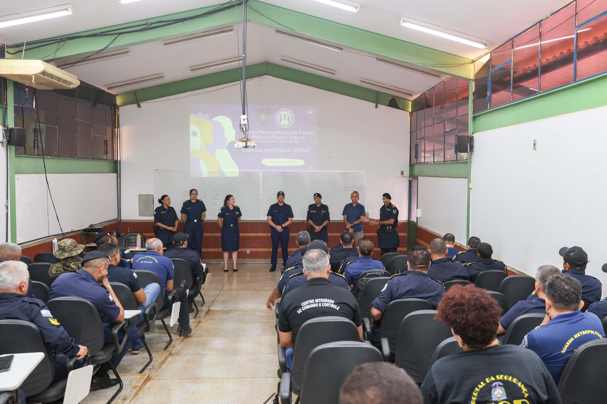 Patrulha Mulher Segura intensifica ações no Agosto Lilás com foco no combate à violência contra a mulher em Palmas
