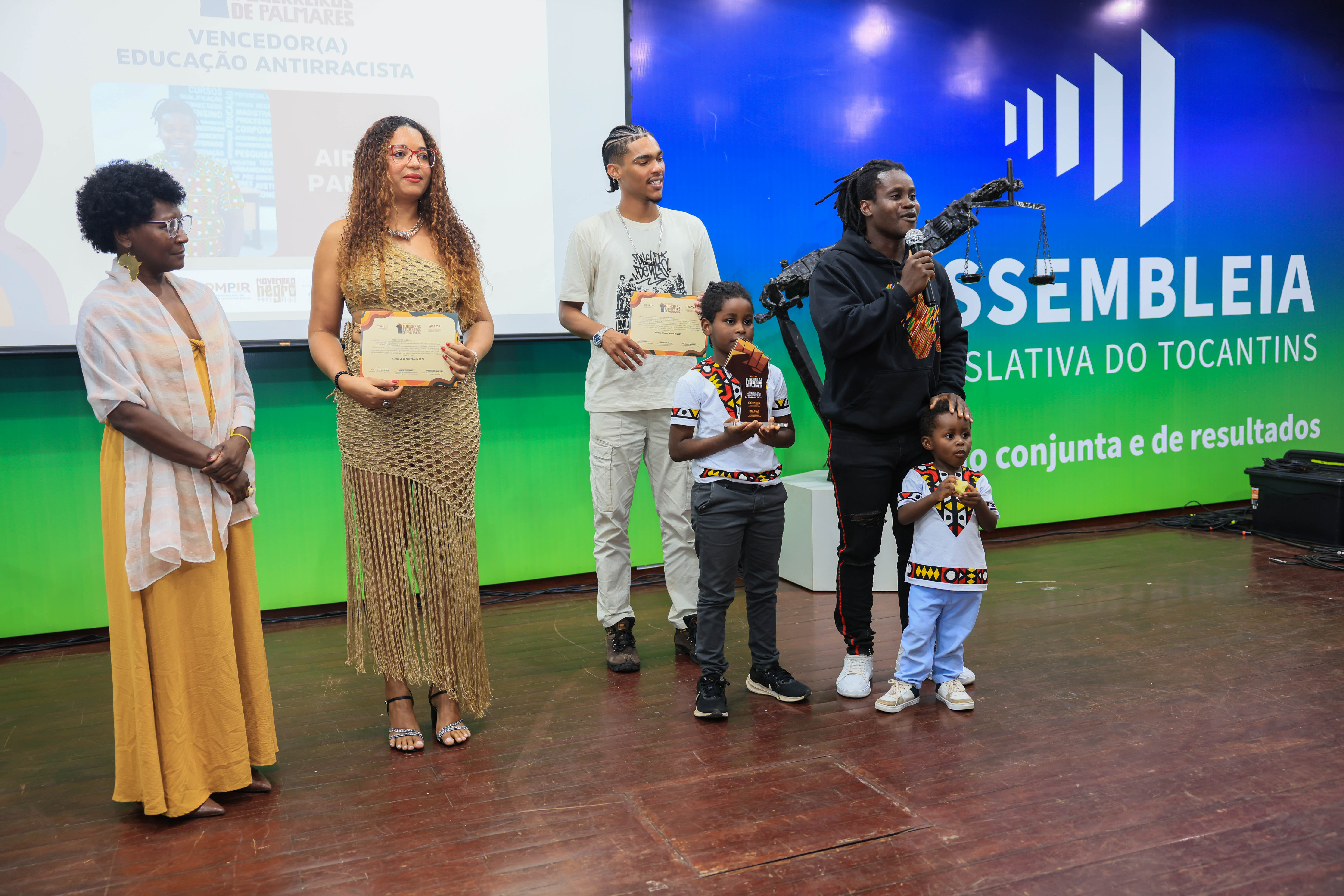 Na categoria Educação Antirracista, Aires Panda ganhou com o projeto África em Nós.