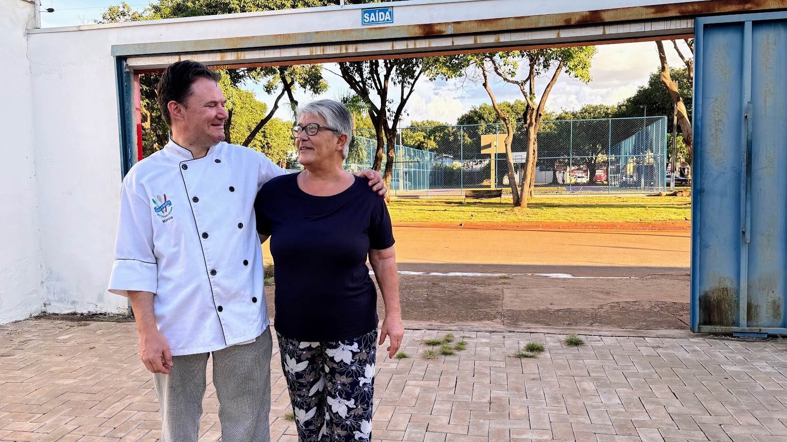 Empresário Marco Bigiarini tem estabelecimento localizado na esquina da praça
