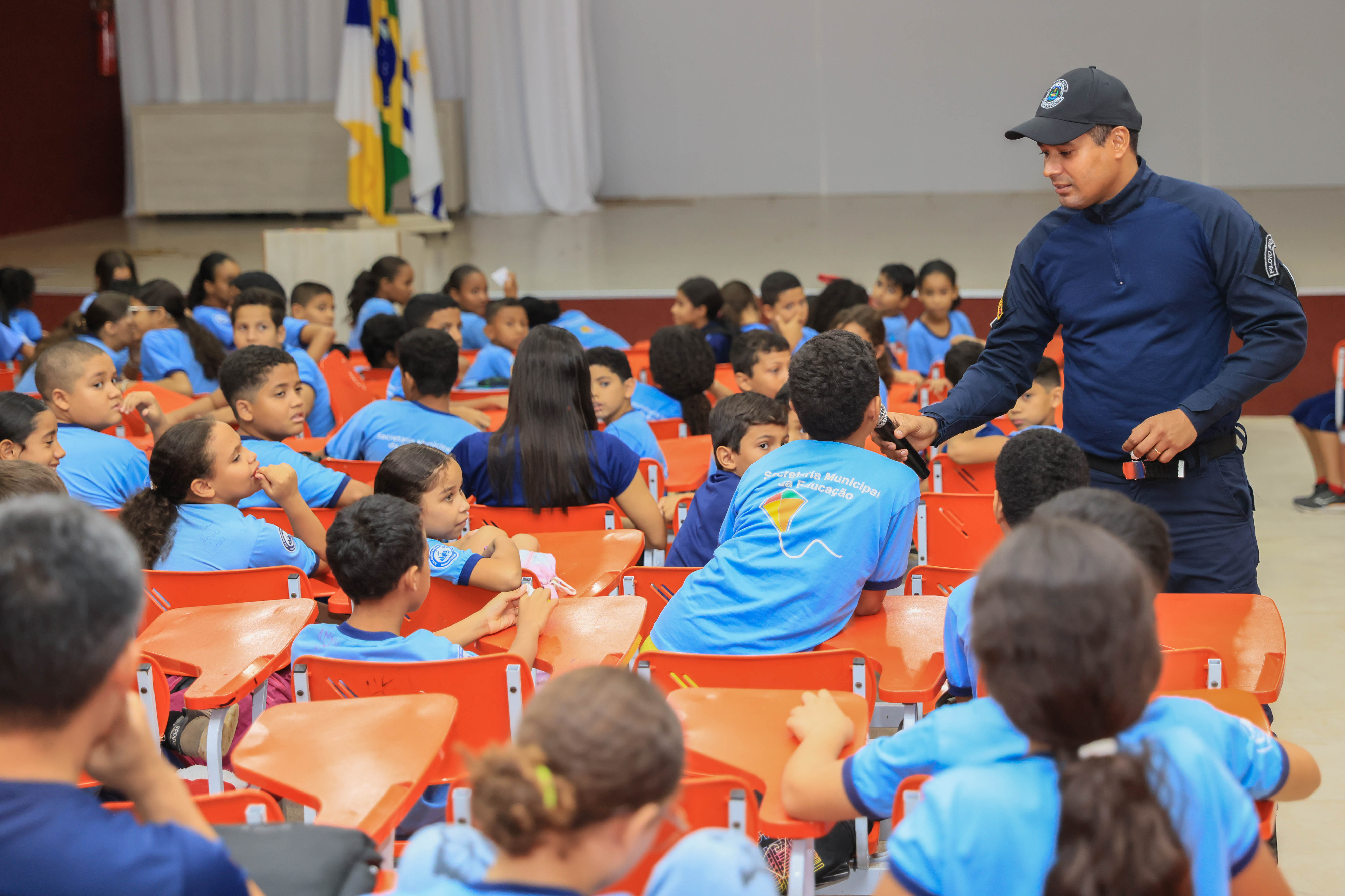 Os alunos interagiram durante as palestras respondendo e tirando dúvidas