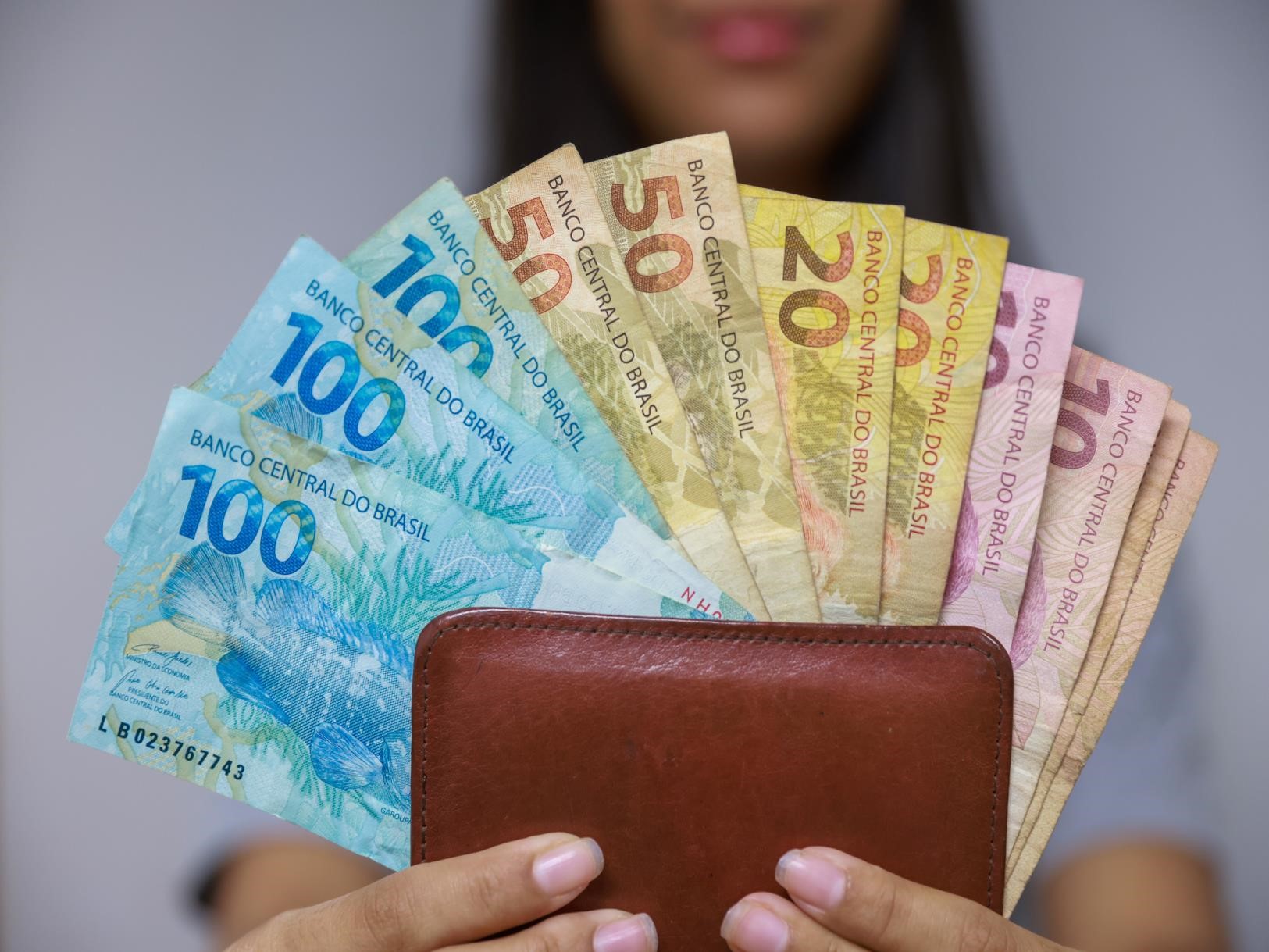 Prefeitura de Palmas paga salário de servidores nesta quinta-feira, 30