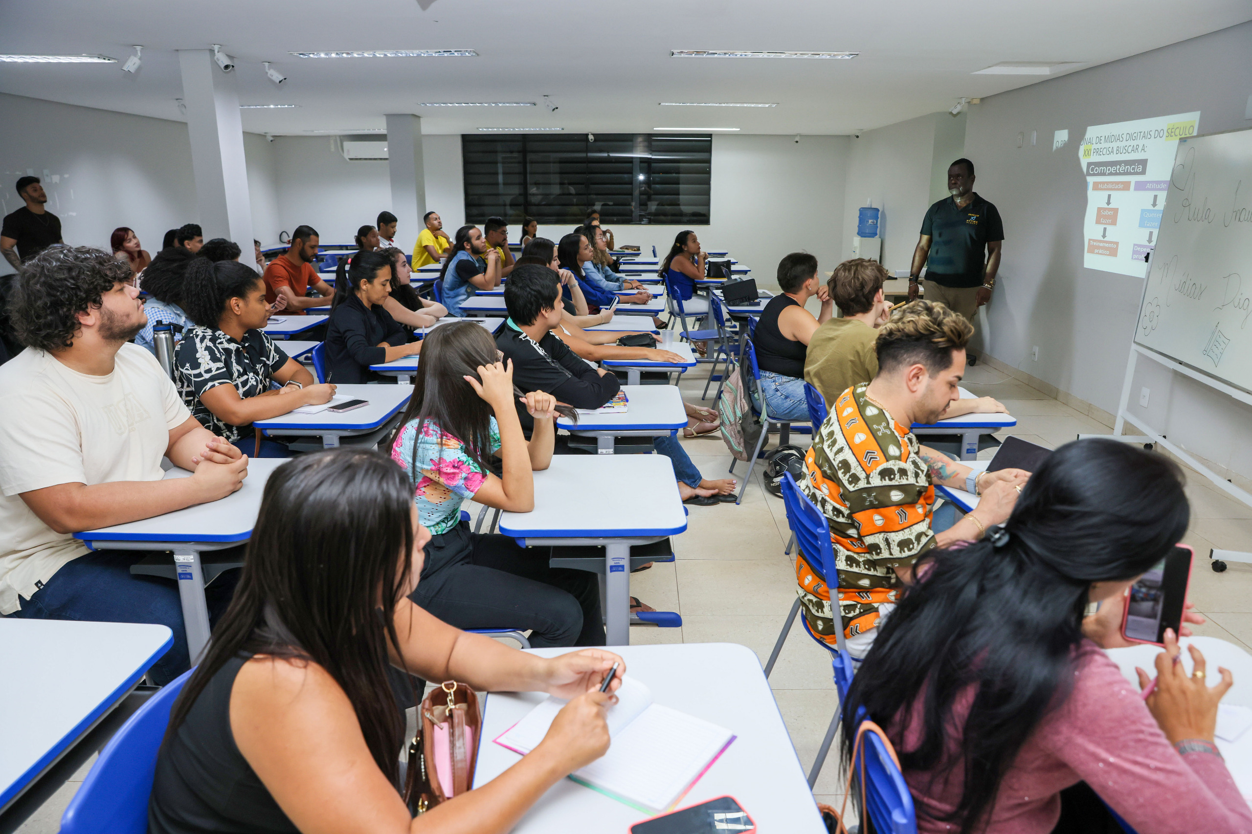 Curso gratuito da Prefeitura de Palmas capacita jovens para o mercado digital