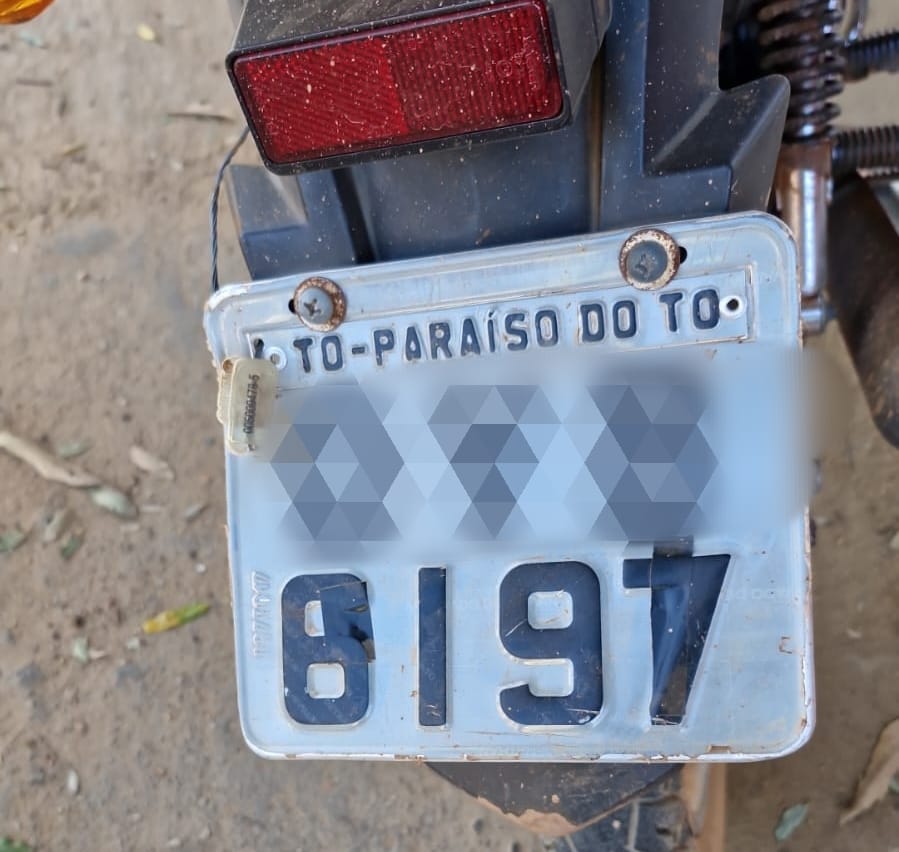 Fiscalização flagra motocicleta com placa adulterada em Palmas