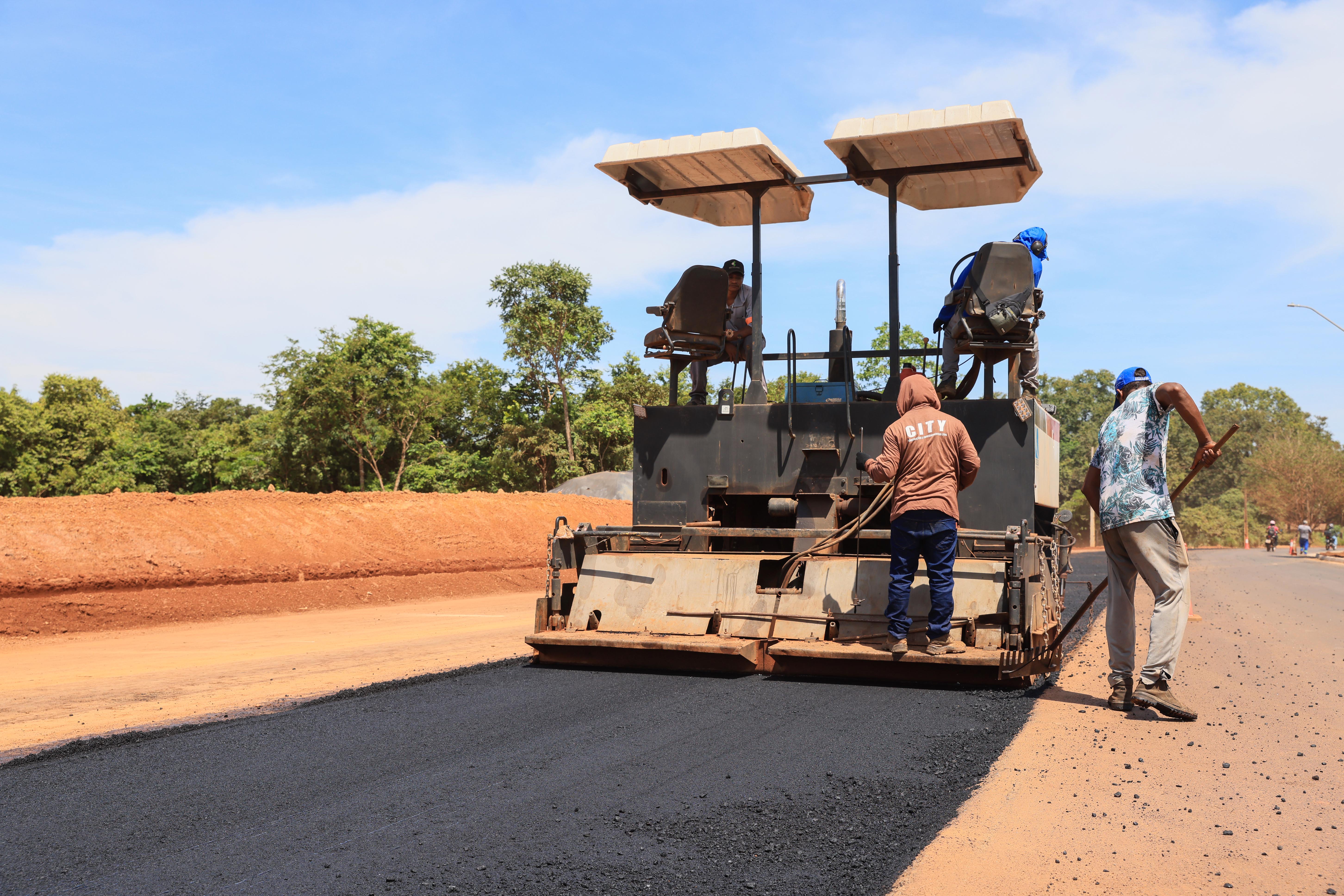 Obra da Prefeitura de Palmas sobre o córrego Água Fria segue avançando e beneficiando moradores da região