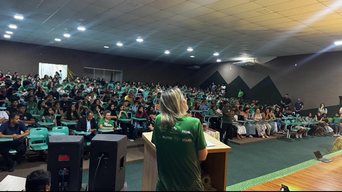 Além de troféus e certificados, os vencedores receberam premiações em dinheiro, reforçando o compromisso do Festival com a valorização cultural da região