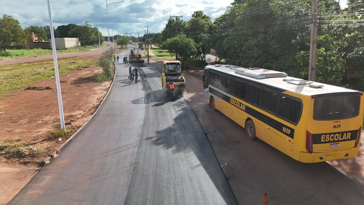 Prefeitura de Palmas mantém serviços de recapeamento asfáltico mesmo com período de chuvas intensas