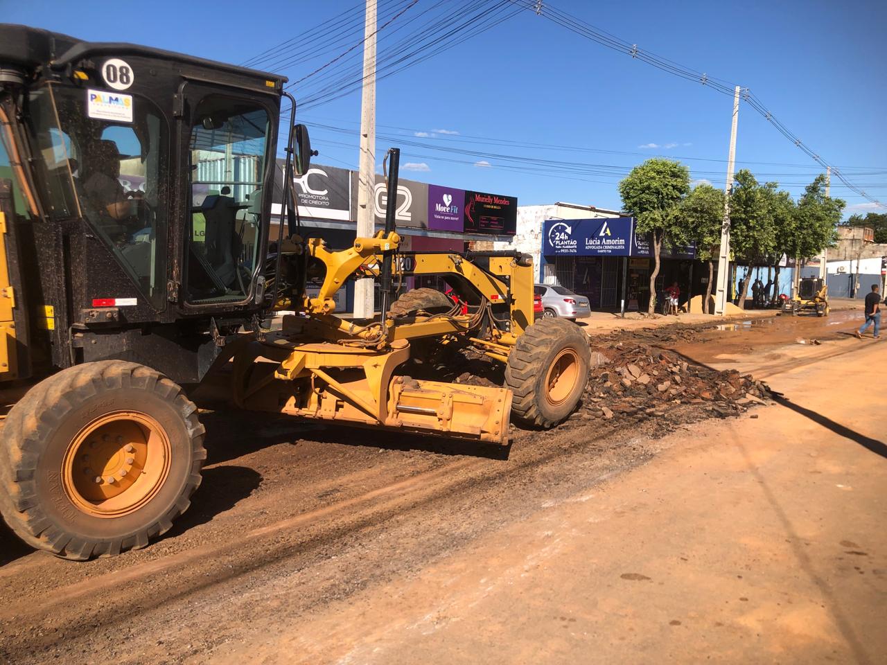 Mais uma avenida comercial de Taquaralto recebe obra de recapeamento