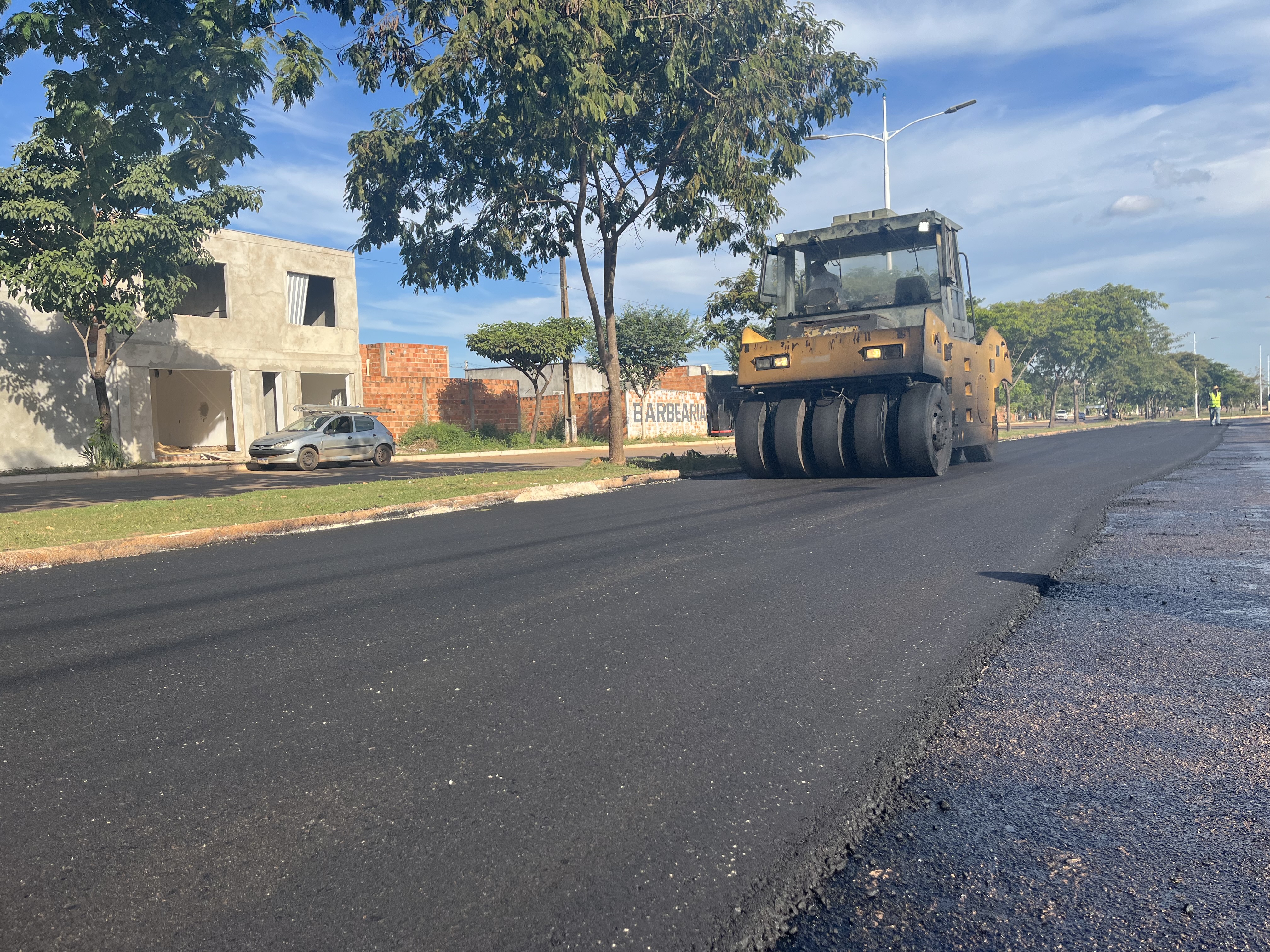 Prefeitura de Palmas amplia trecho de recapeamento na Avenida NS-04