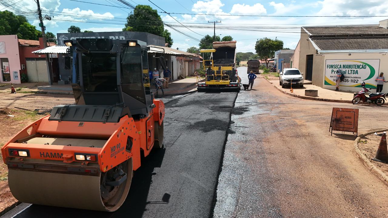 Prefeitura de Palmas avança com recapeamento e recupera quatro avenidas no Setor Santa Bárbara