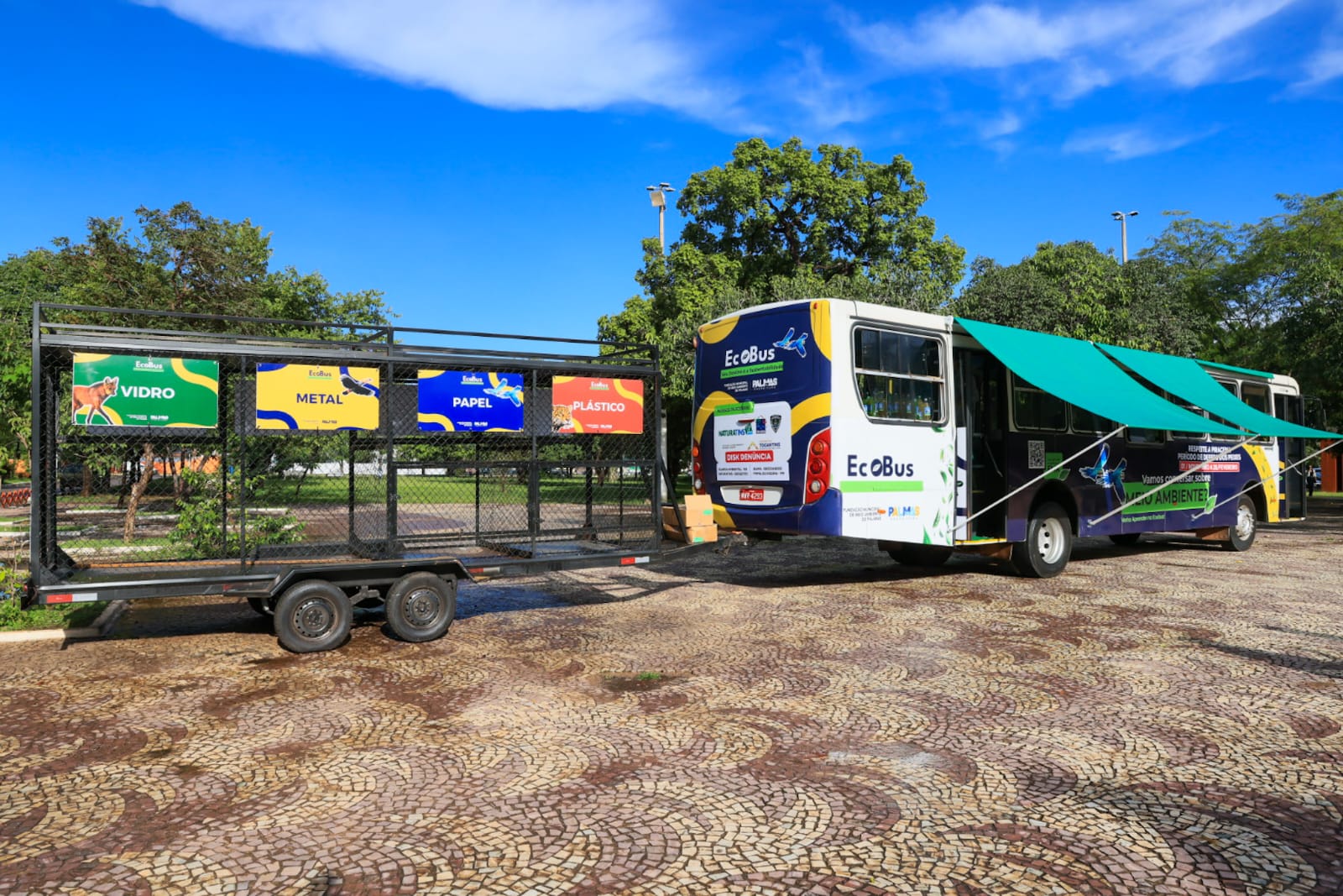 Prefeitura de Palmas leva EcoBus à região central da cidade para incentivar a coleta seletiva