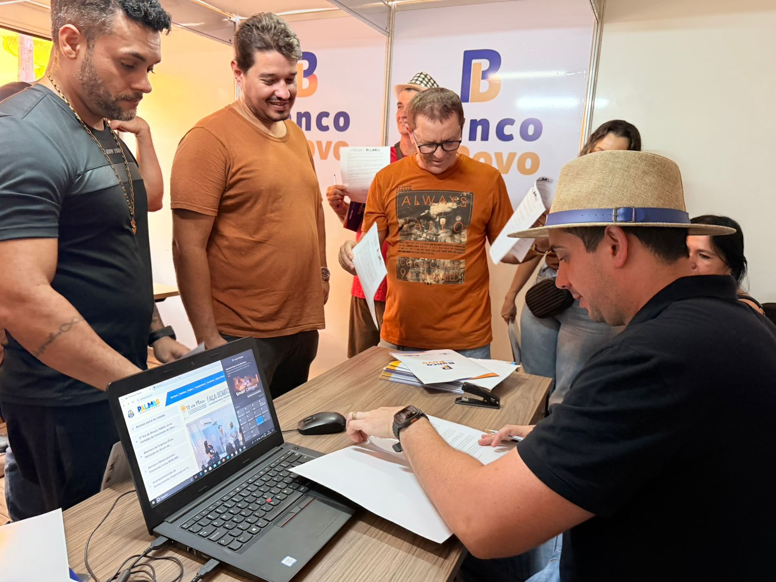 Banco do Povo reduz exigências para acesso ao crédito para pequenos empreendedores