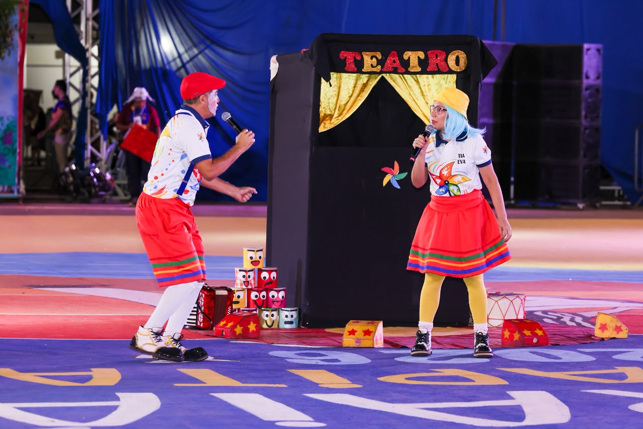 Teatro e panfletagem alertam sobre trabalho infantil no Arraiá da Capital