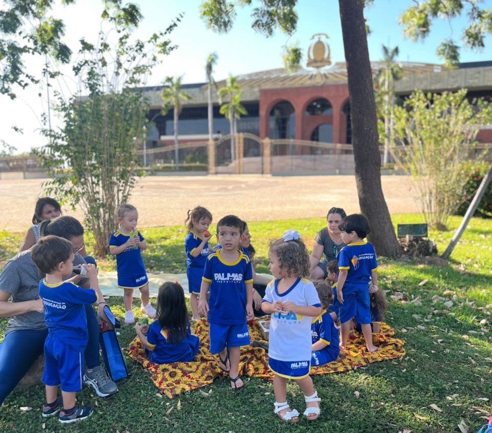 Crianças do Cmei João e Maria celebram Dia da Educação Infantil com passeio cultural pela Capital