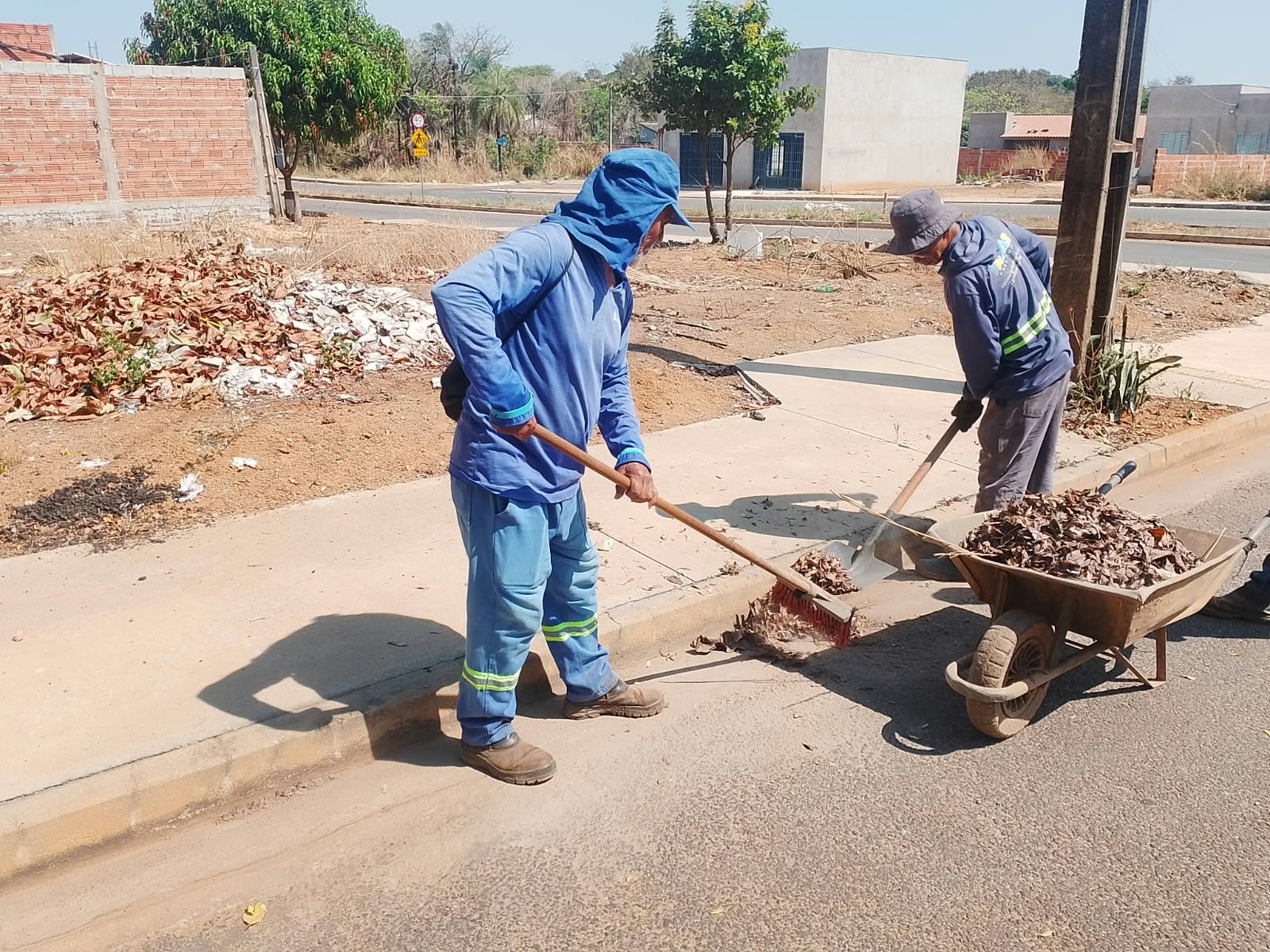Prefeitura de Palmas leva serviços de zeladoria a 26 locais nesta terça-feira, 1º