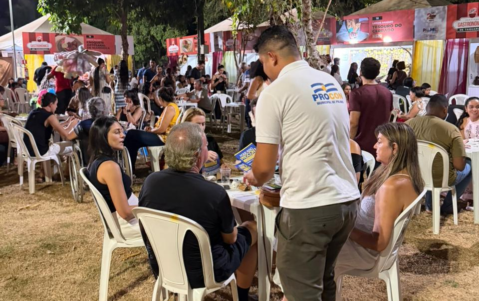 Procon Palmas realiza ação educativa durante Festival Gastronômico de Taquaruçu