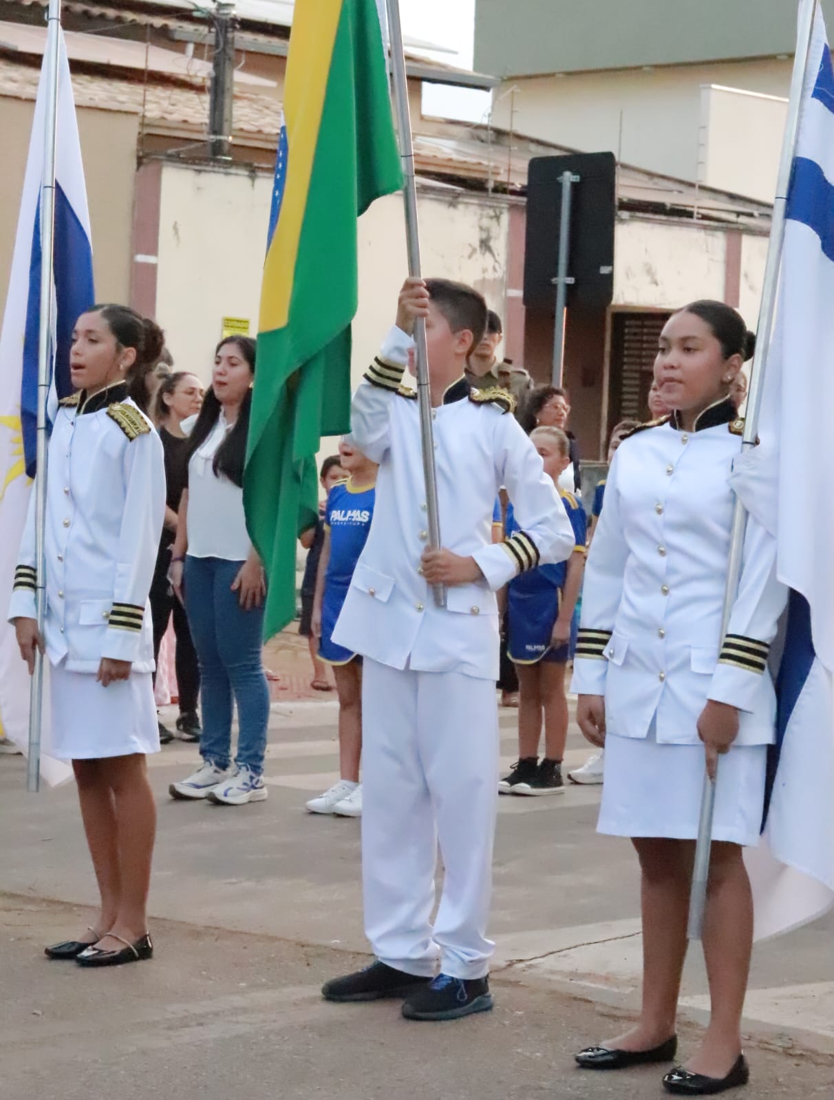ETI Olga Benário movimenta comunidade escolar no desfile cívico em celebração à independência do Brasil