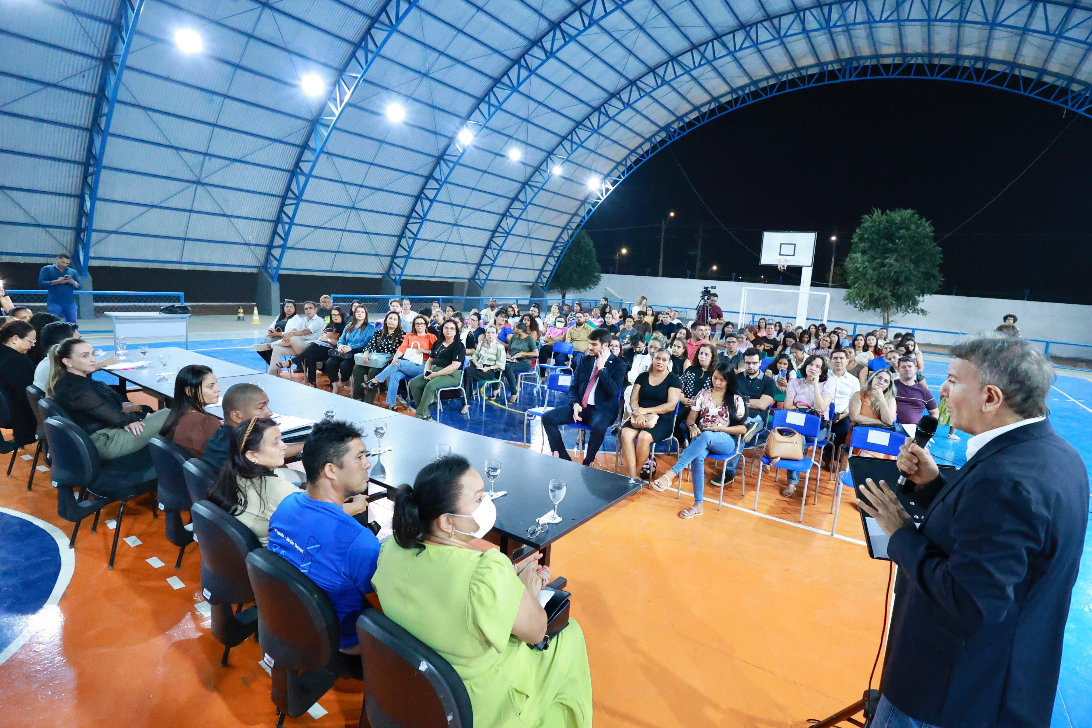 Prefeito Eduardo Siqueira Campos na audiência promovida pelo Ministério Público do Tocantins no Taquari