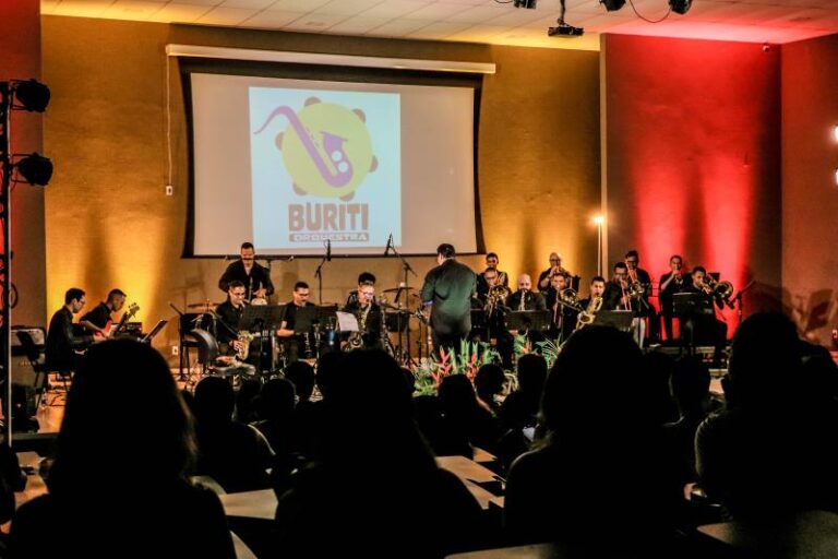 Orquestra Buriti retorna aos palcos em grande estilo com show 'Do Samba ao Pop'